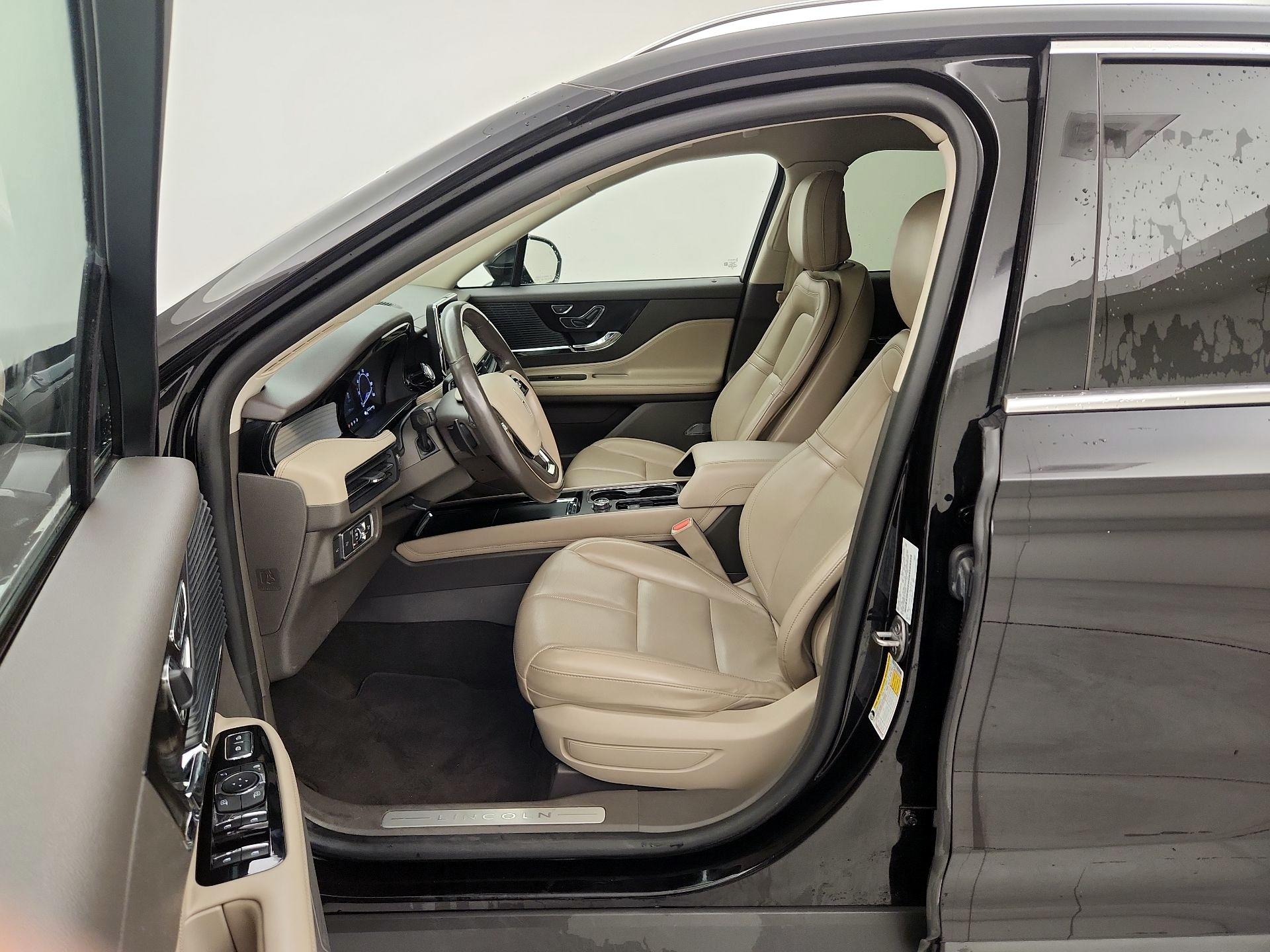 Thumbnail: 2020 Lincoln Corsair - 11