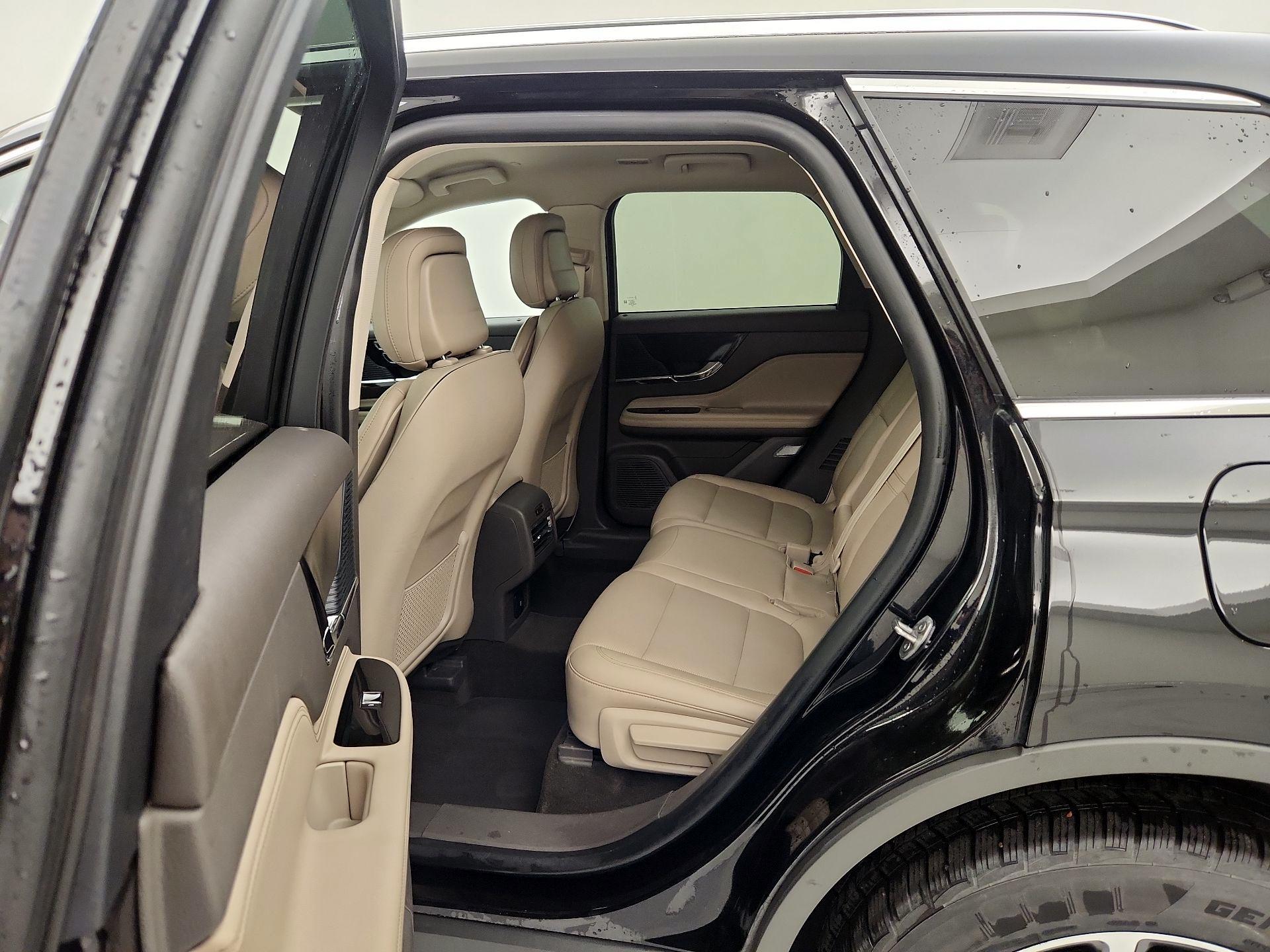 Thumbnail: 2020 Lincoln Corsair - 20