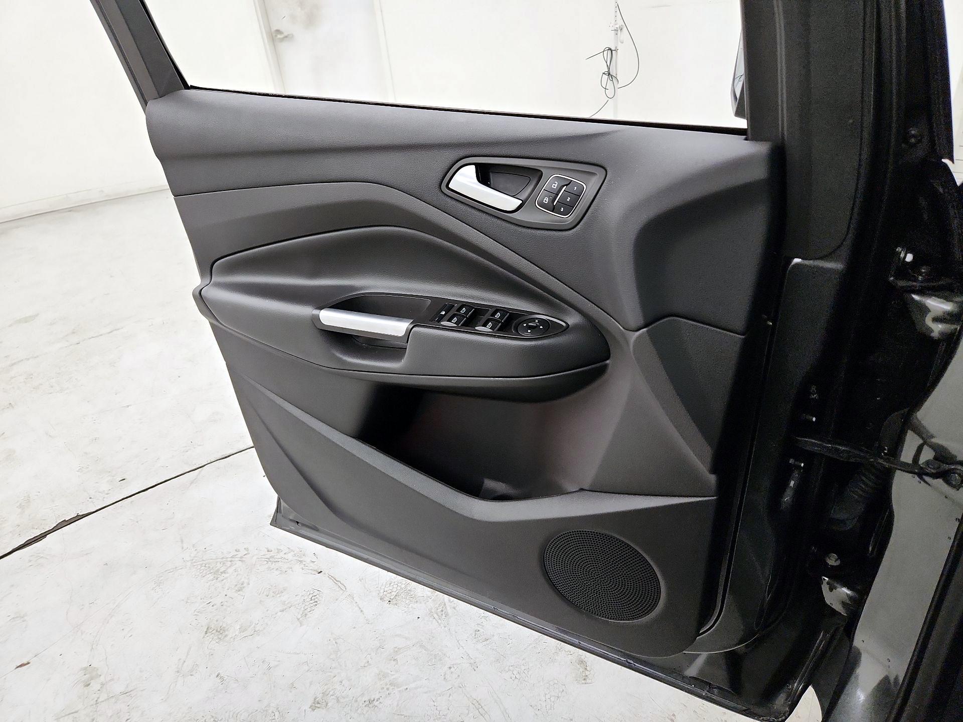 Thumbnail: 2018 Ford Escape - 12