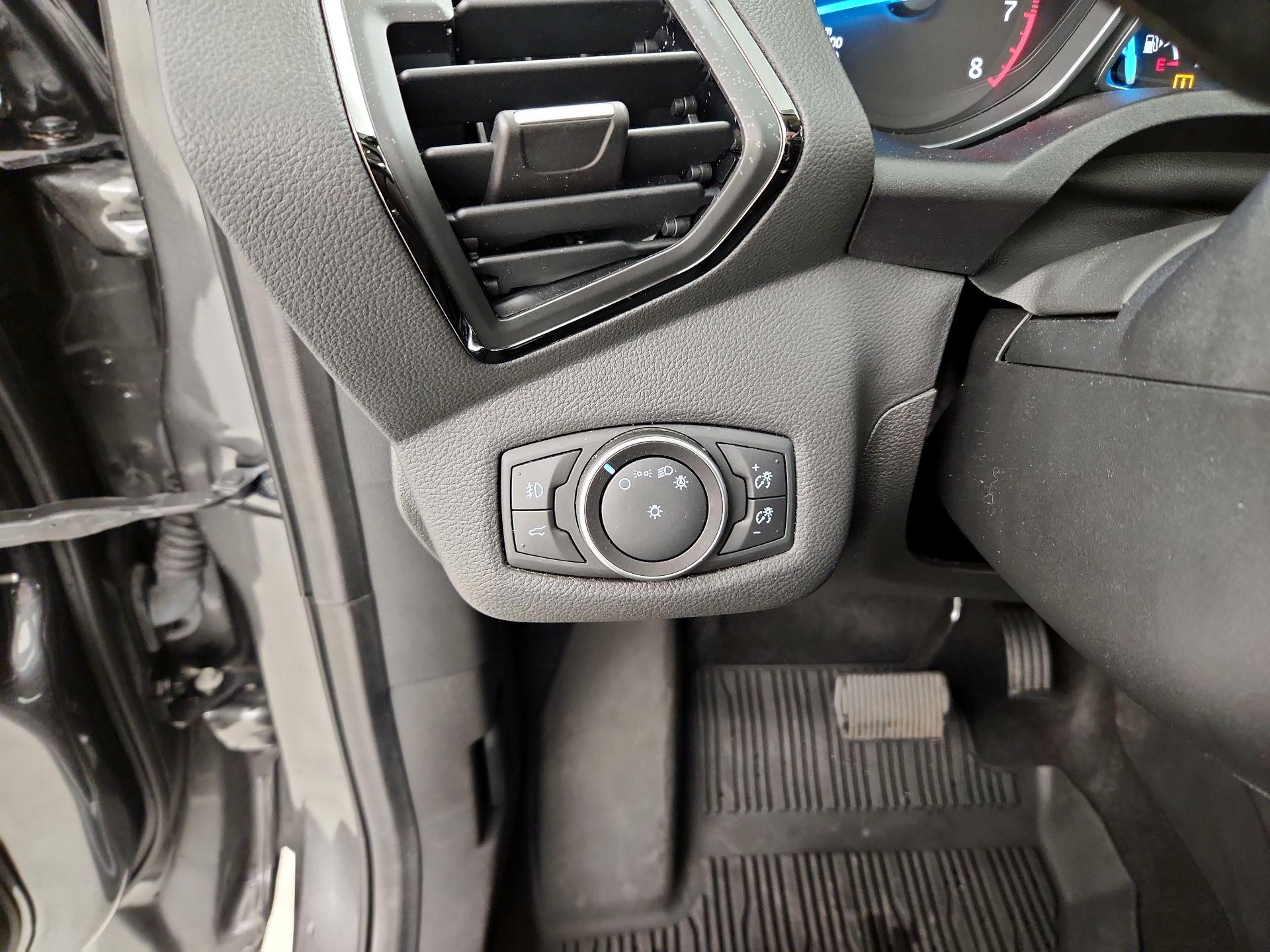 Thumbnail: 2018 Ford Escape - 13