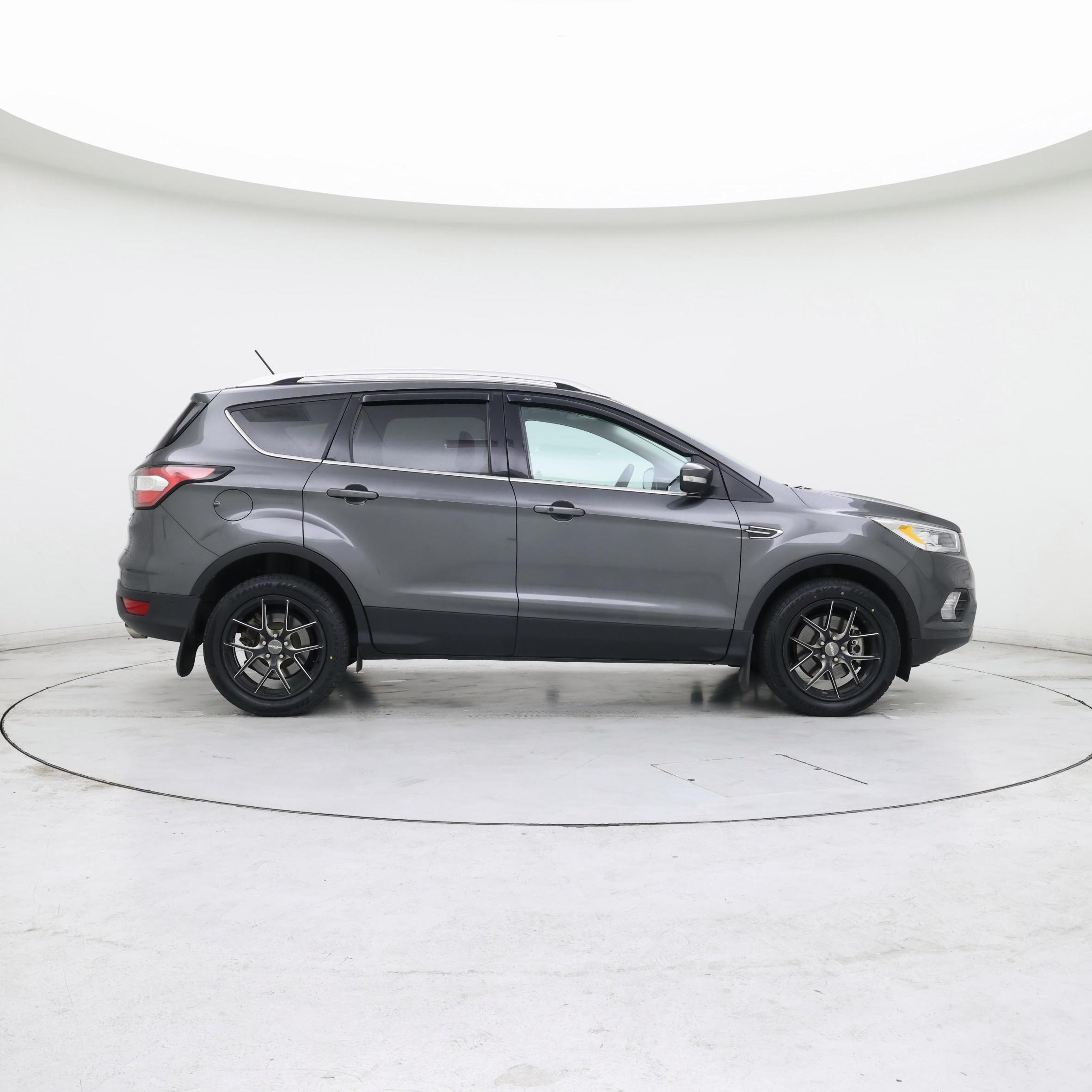 Thumbnail: 2018 Ford Escape - 7