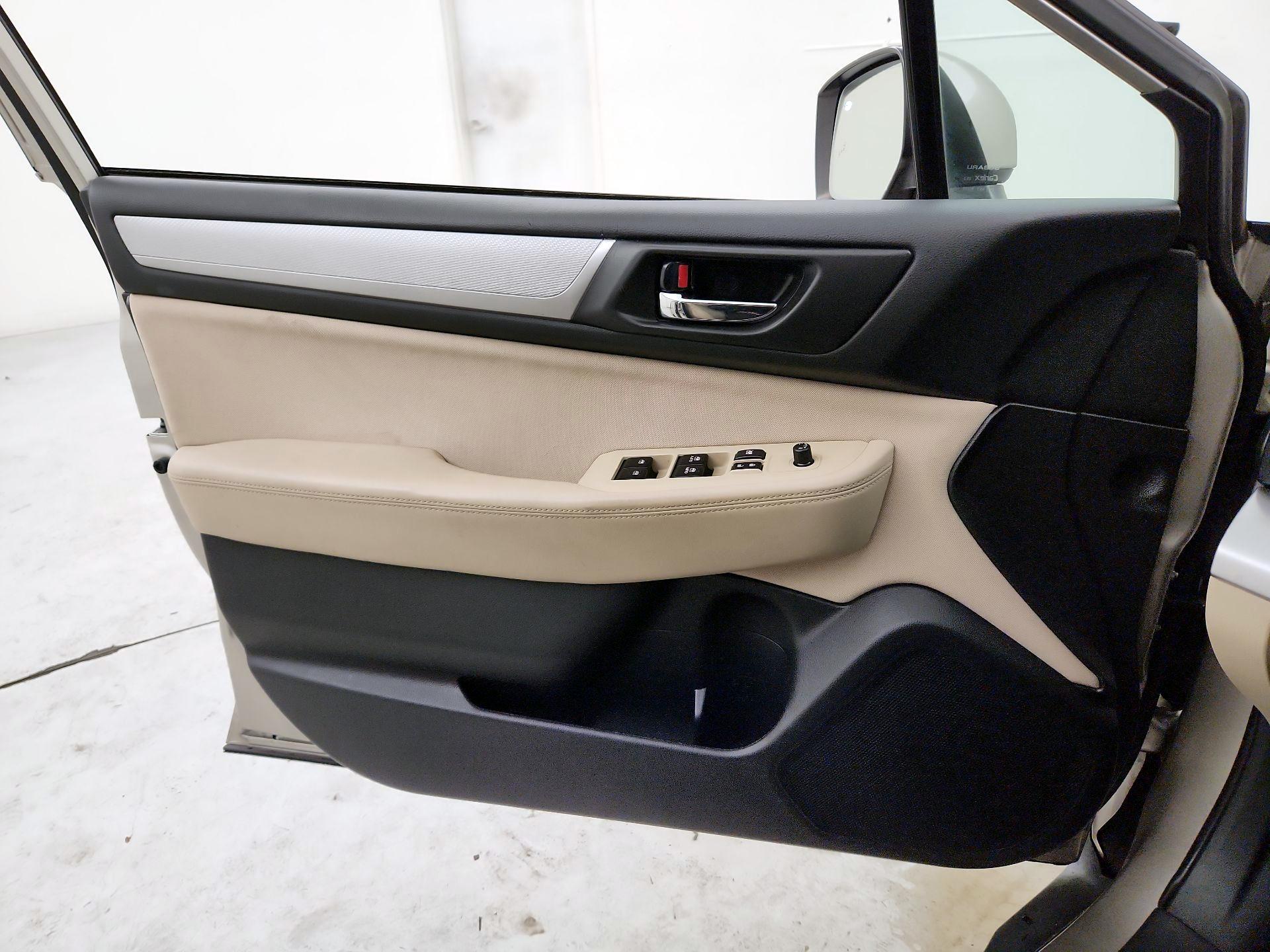 Thumbnail: 2017 Subaru Outback - 12