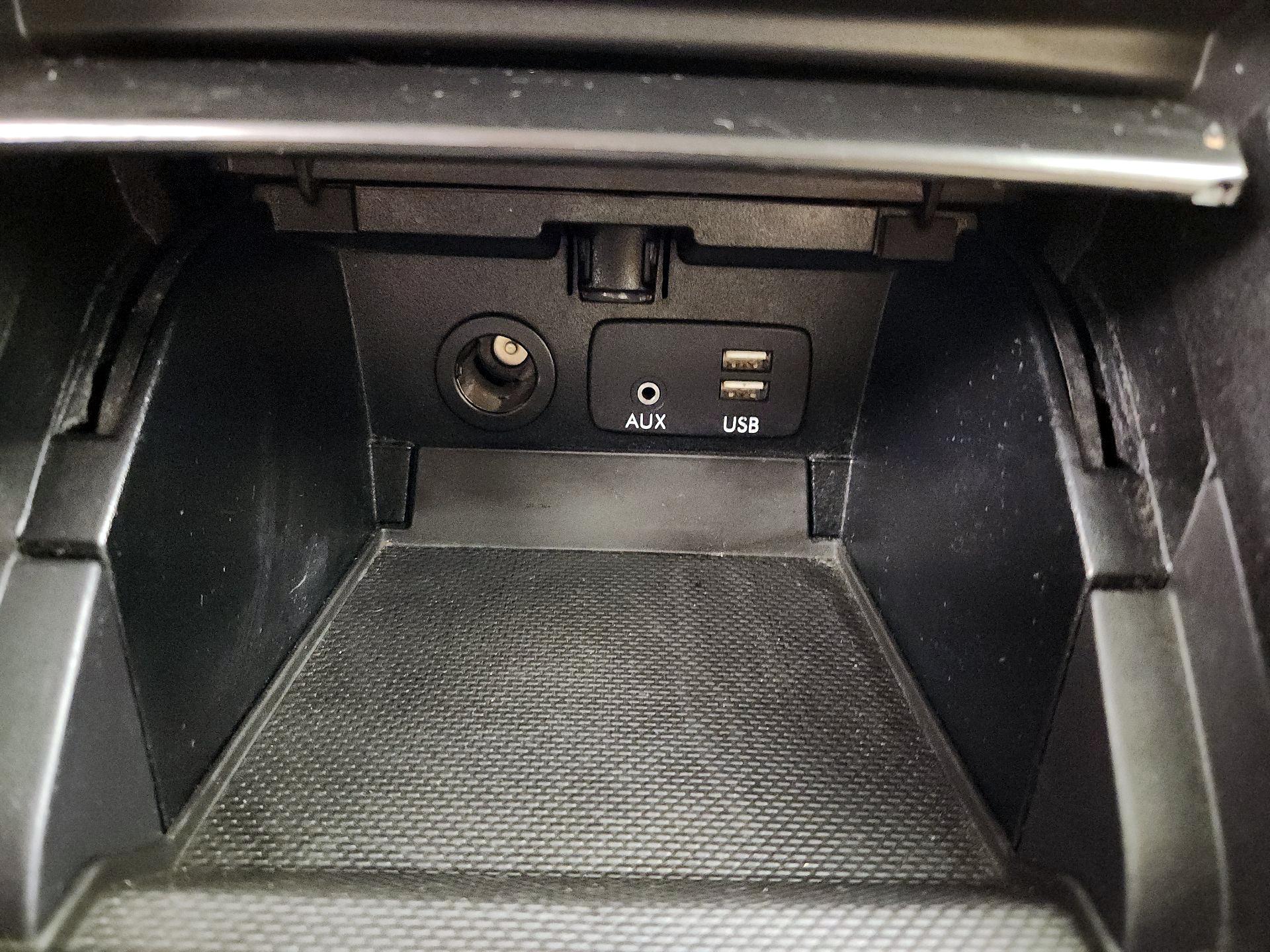 Thumbnail: 2017 Subaru Outback - 18