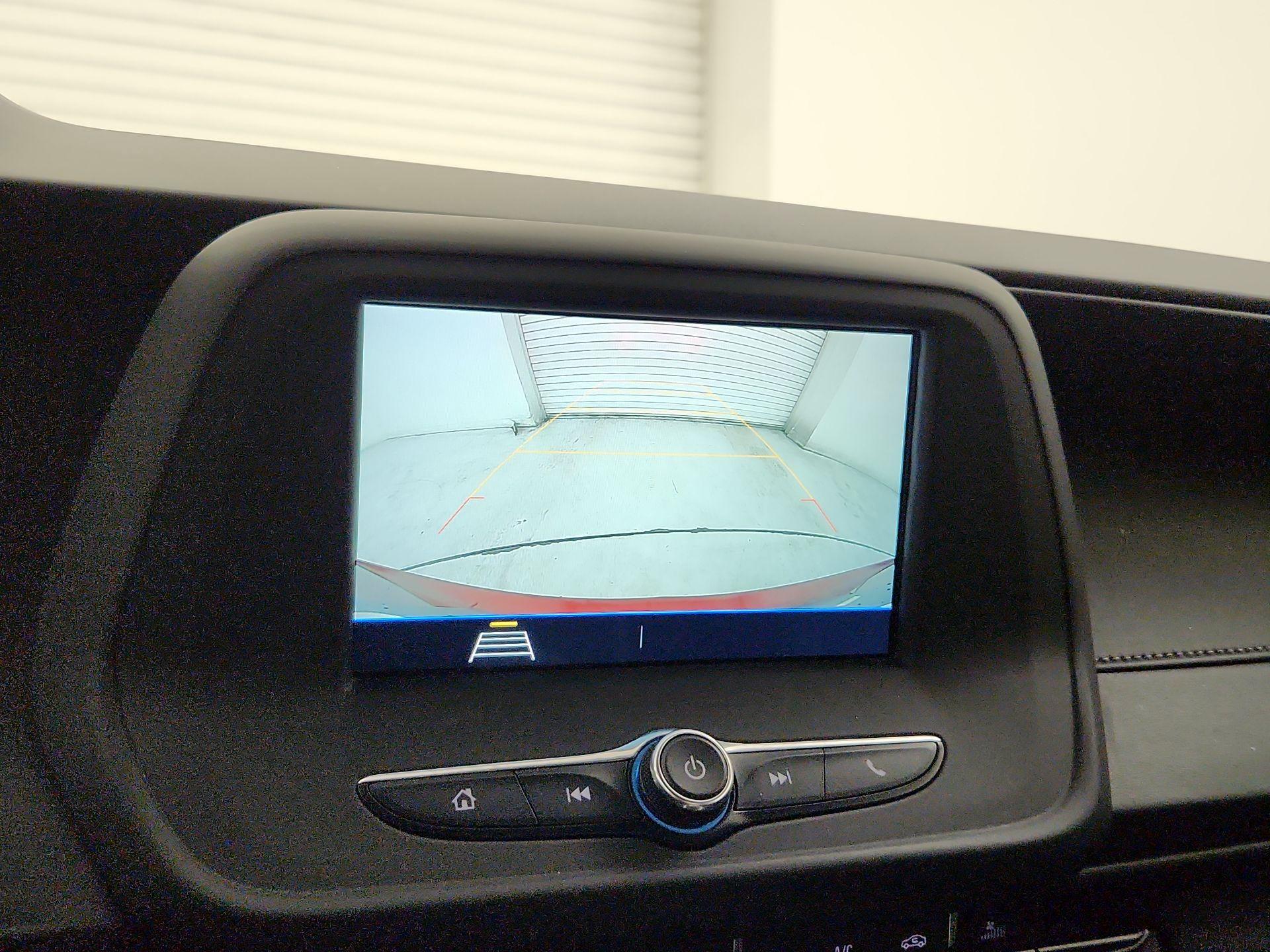 Thumbnail: 2019 Chevrolet Camaro - 13