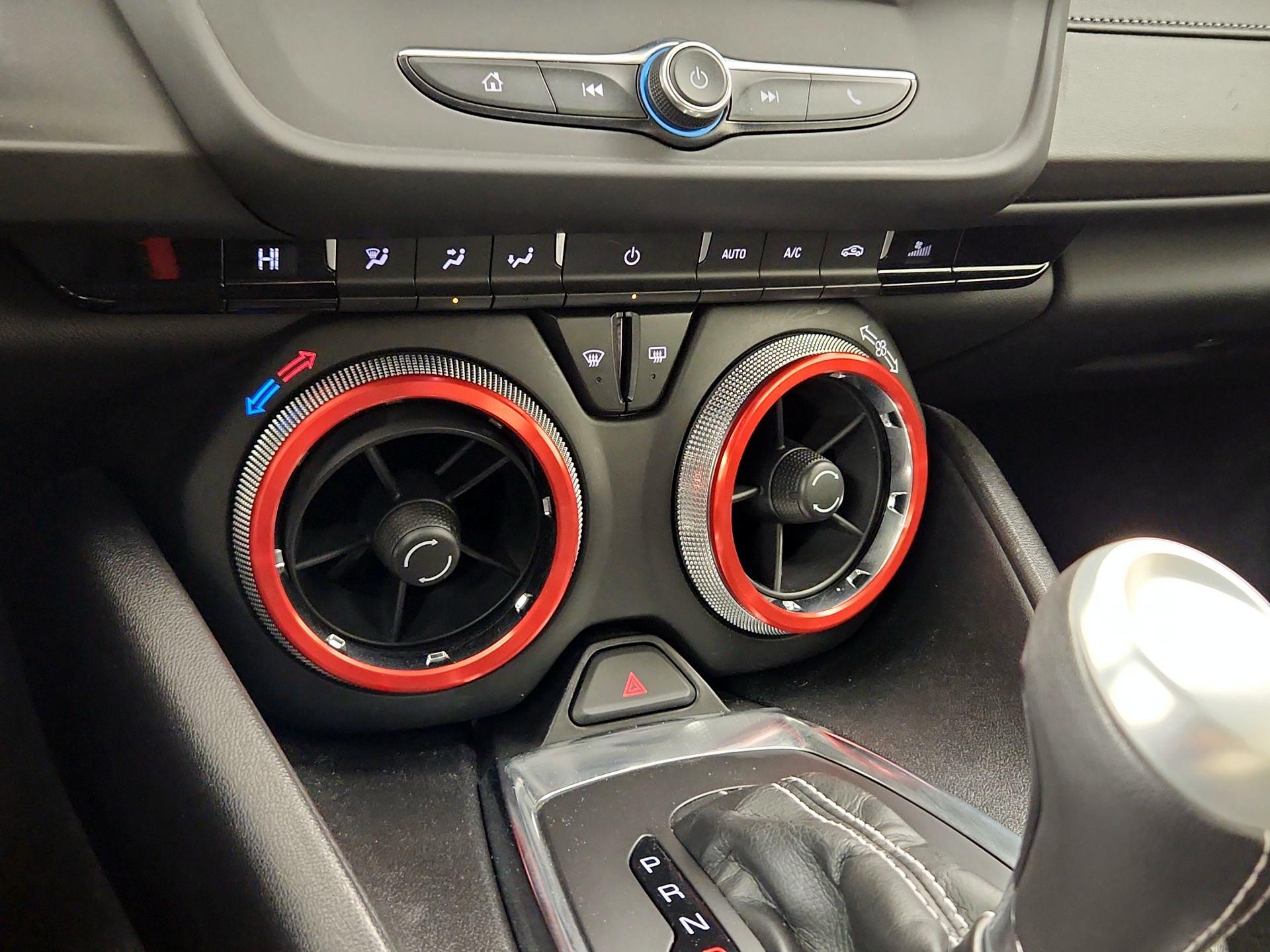 Thumbnail: 2019 Chevrolet Camaro - 15