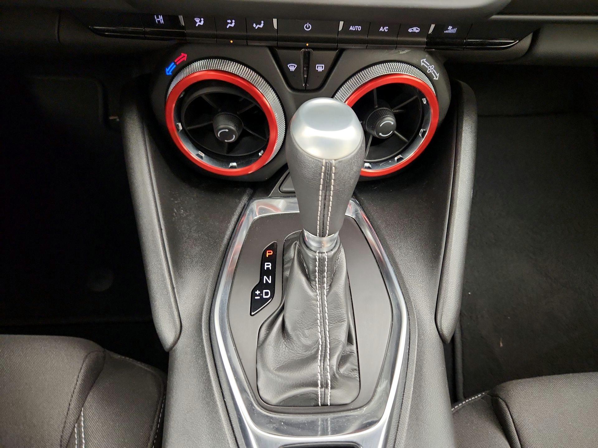 Thumbnail: 2019 Chevrolet Camaro - 16