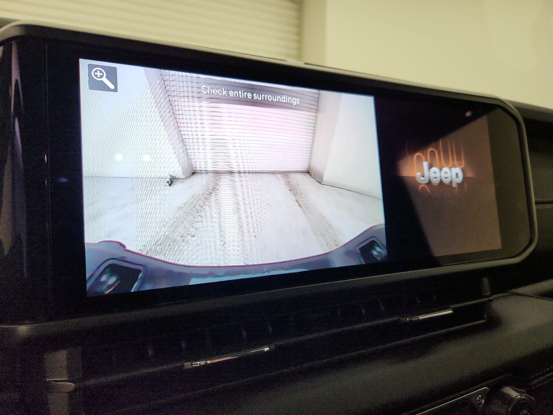 Thumbnail: 2025 Jeep Gladiator - 15