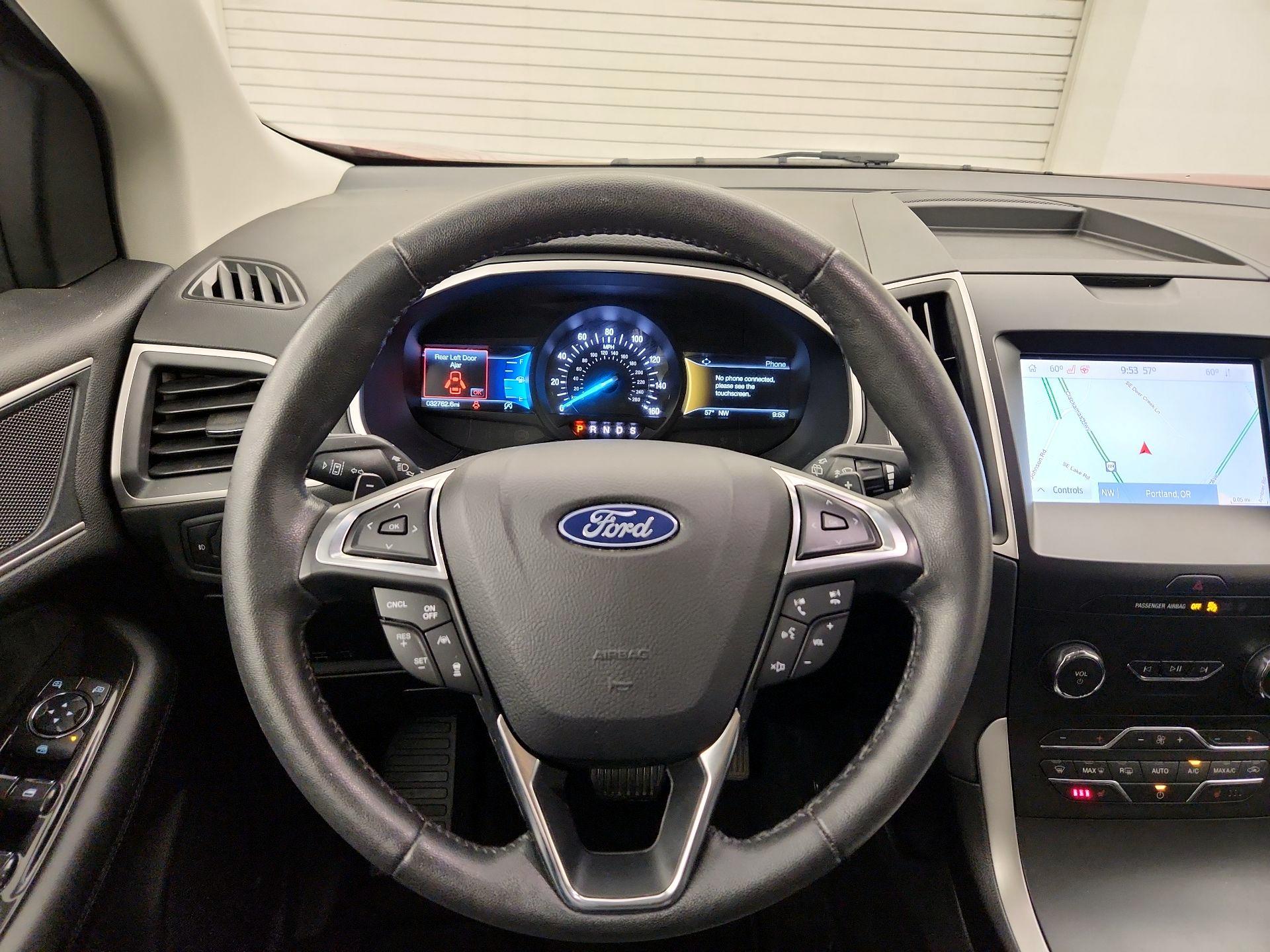 Thumbnail: 2020 Ford Edge - 10