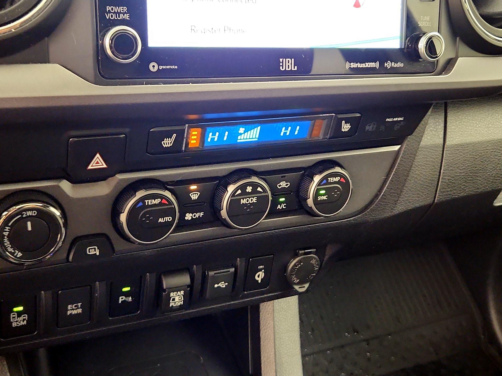 Thumbnail: 2022 Toyota Tacoma - 17