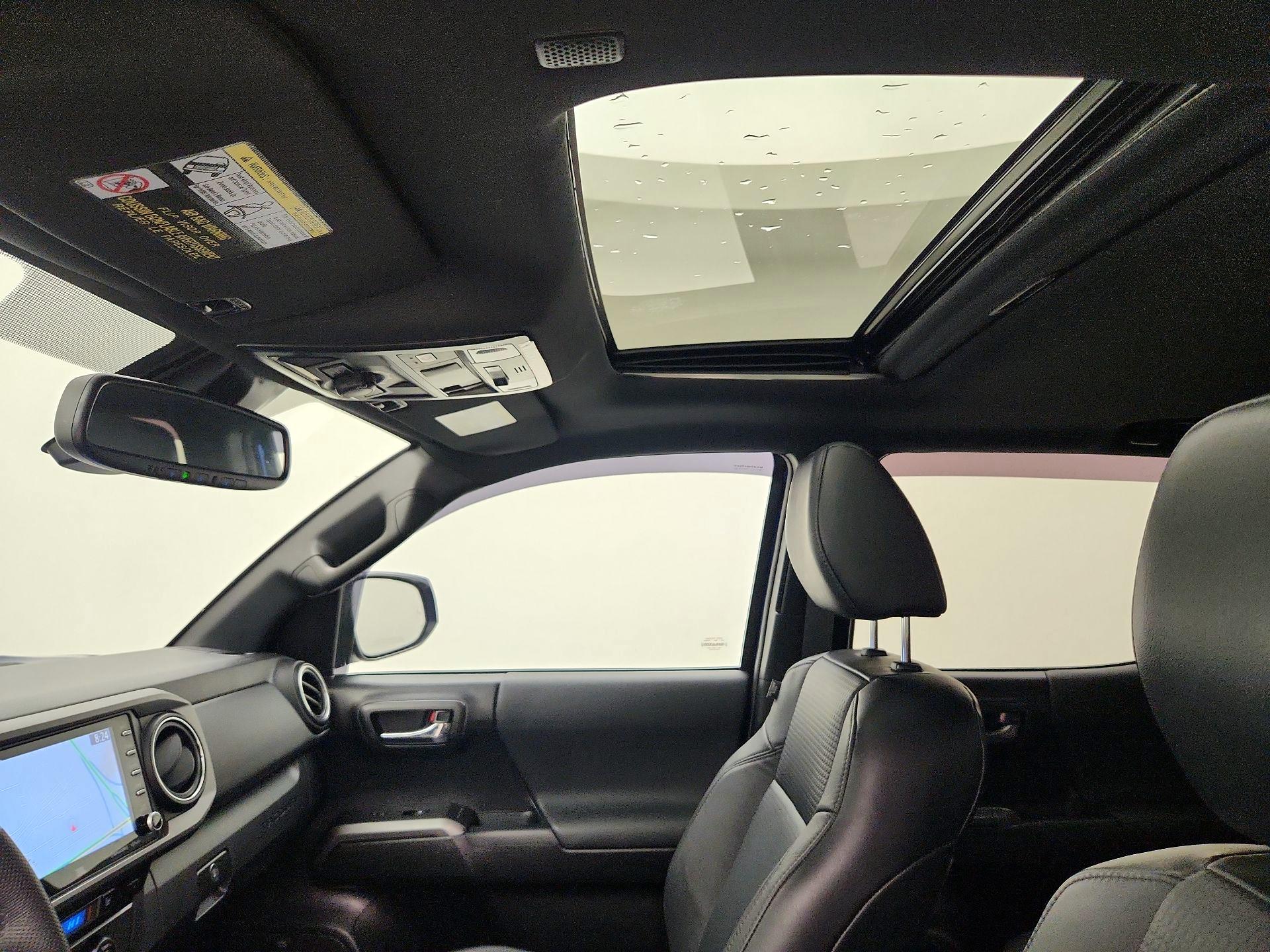 Thumbnail: 2022 Toyota Tacoma - 20