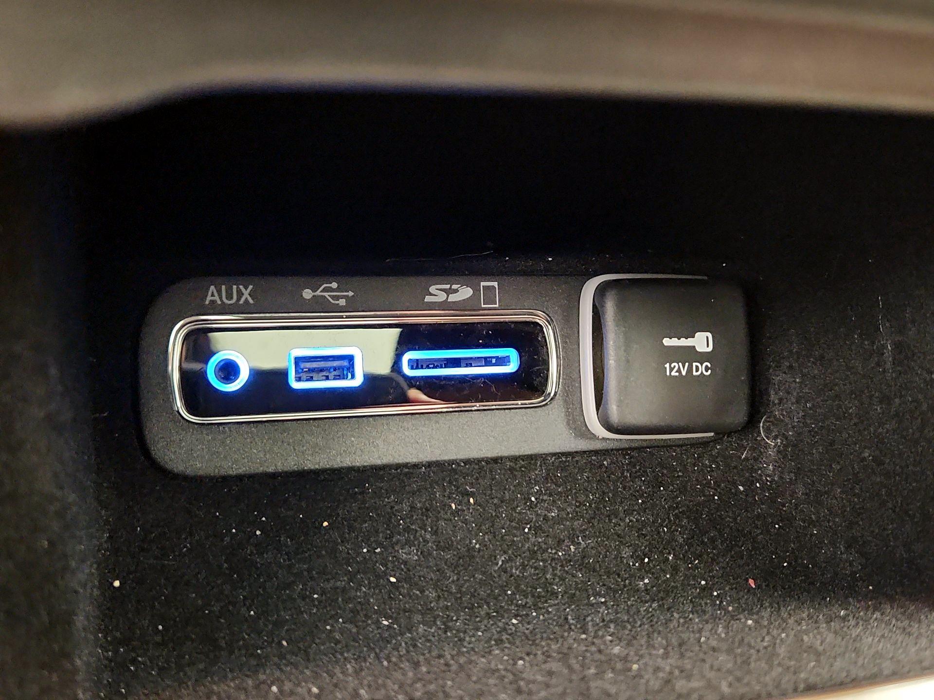 Thumbnail: 2017 Jeep Grand Cherokee - 19