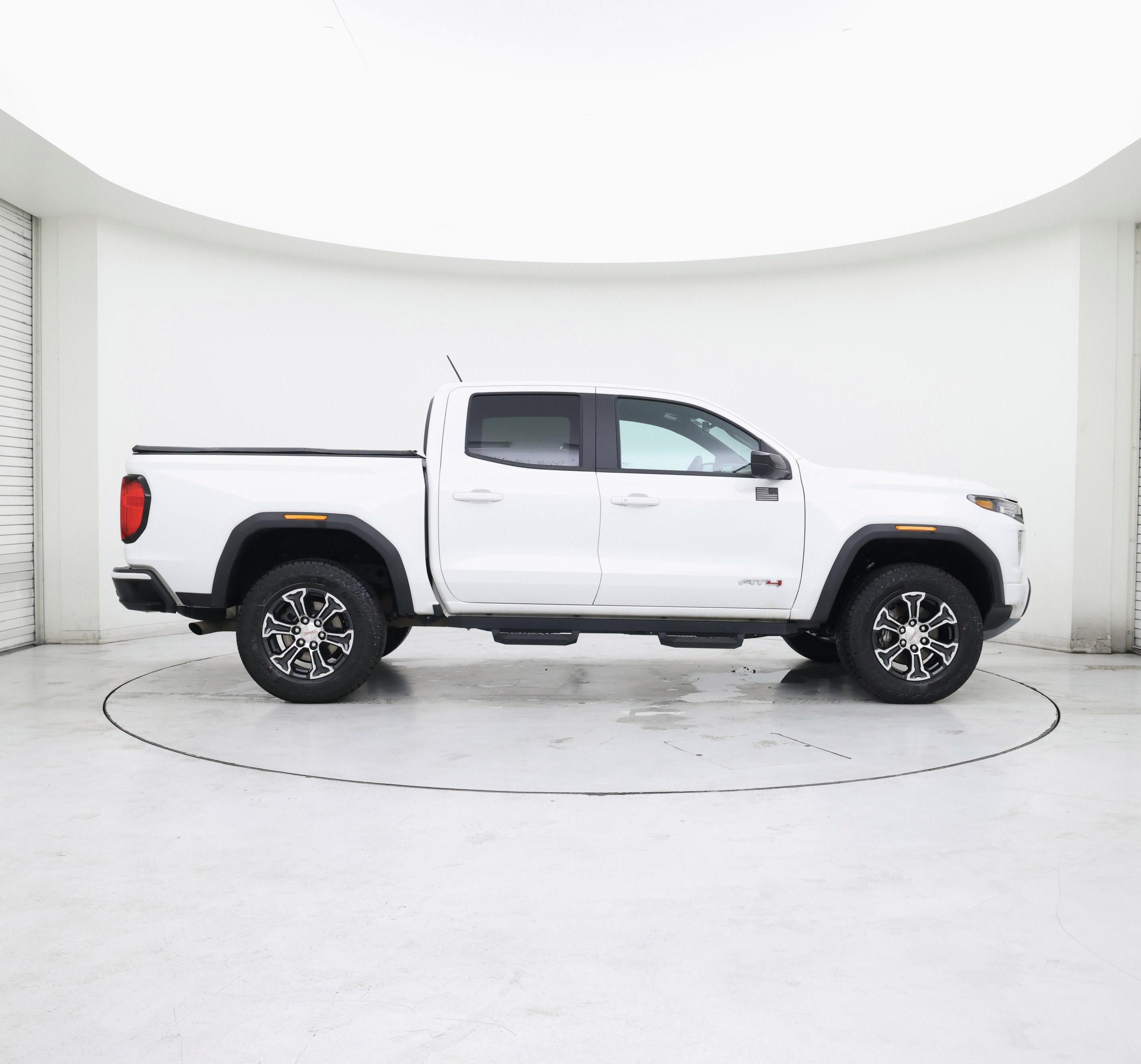 Thumbnail: 2024 GMC Canyon - 7