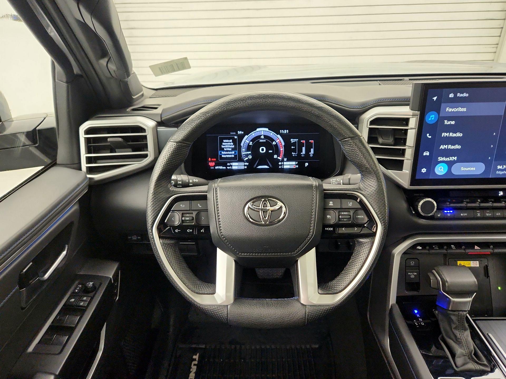 Thumbnail: 2023 Toyota Tundra - 10