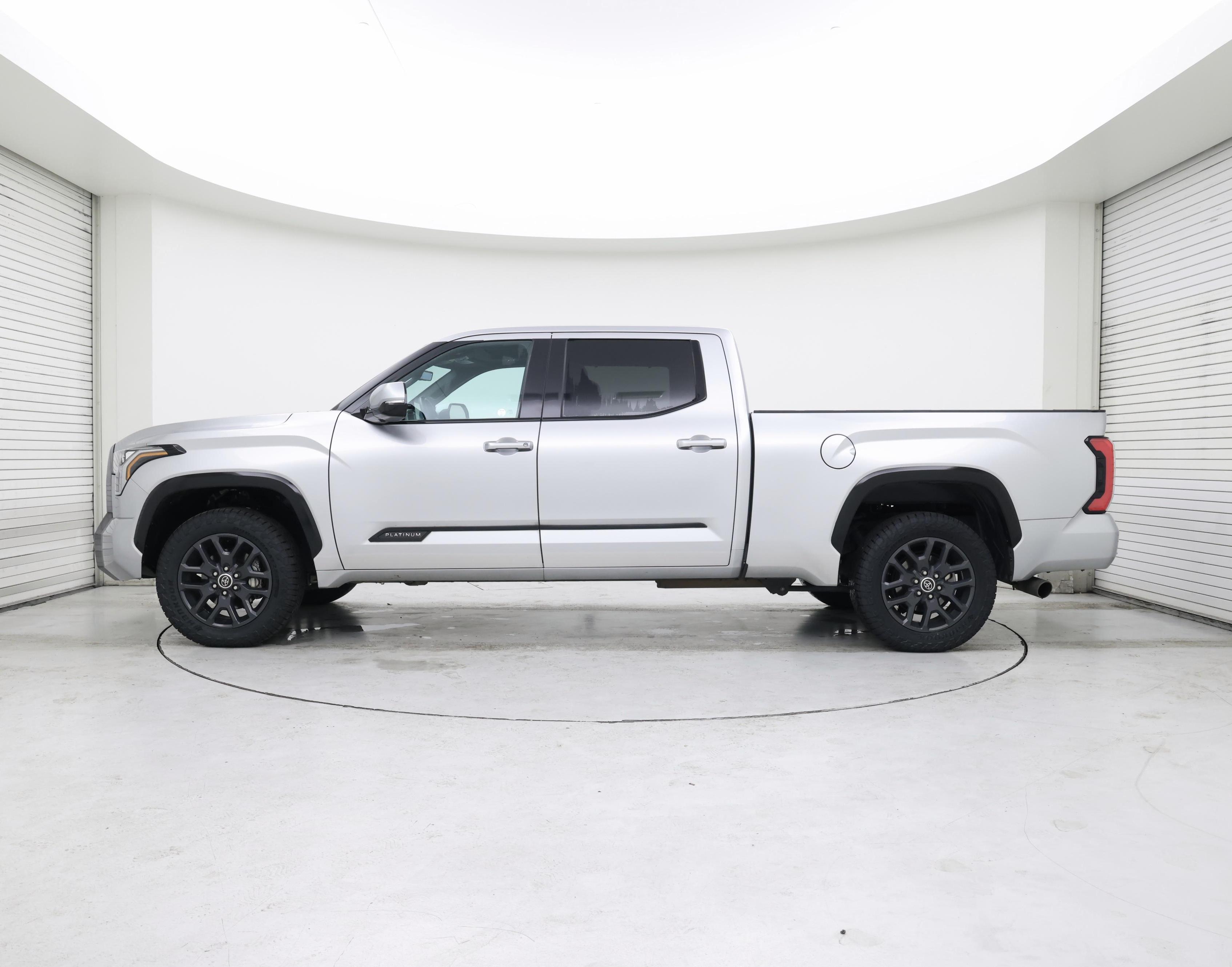 Thumbnail: 2023 Toyota Tundra - 3