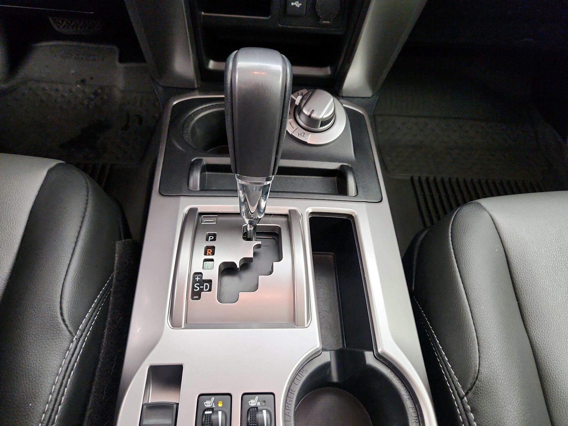 Thumbnail: 2023 Toyota 4Runner - 18