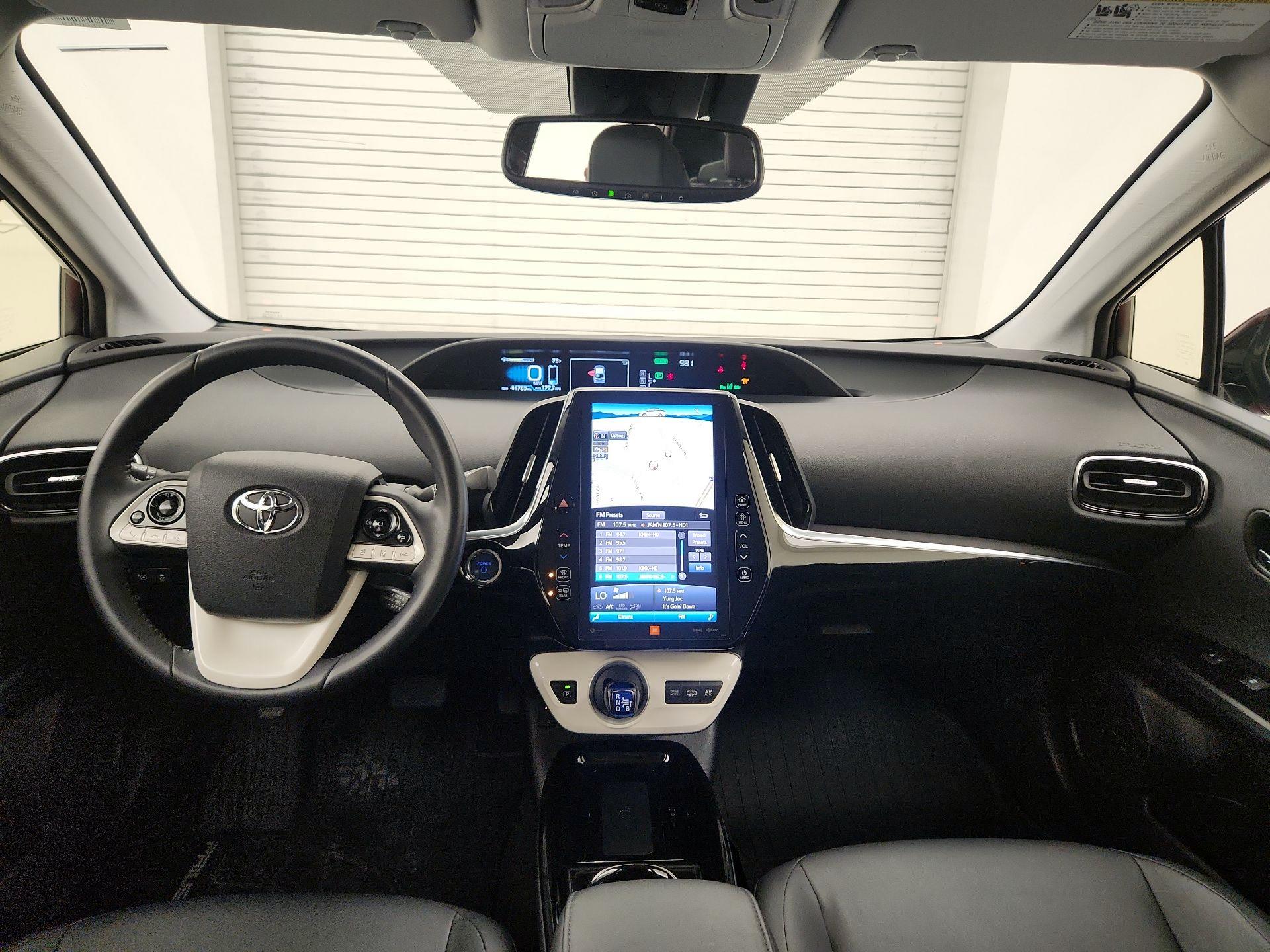 Thumbnail: 2018 Toyota Prius Prime - 9