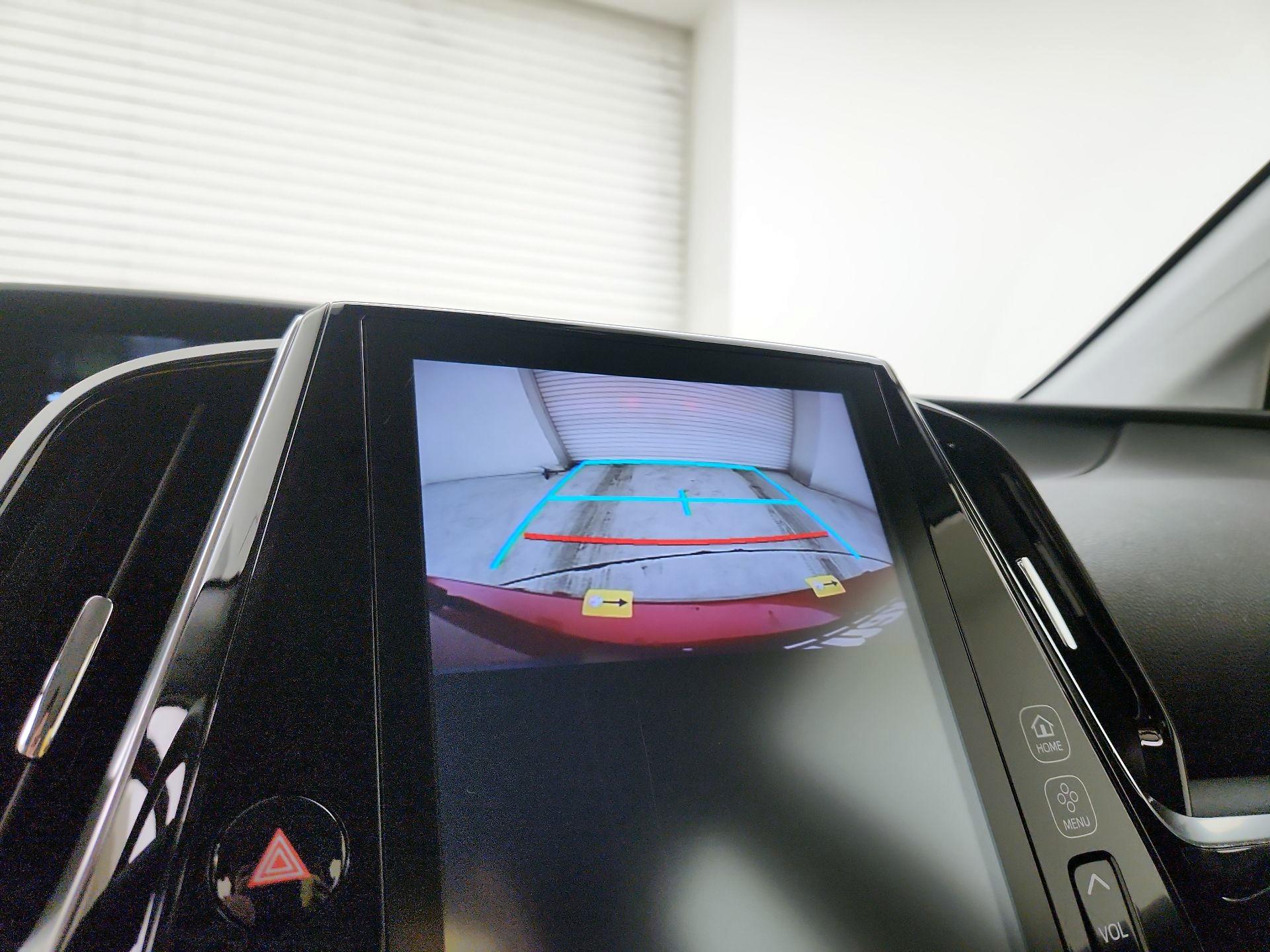 Thumbnail: 2018 Toyota Prius Prime - 15