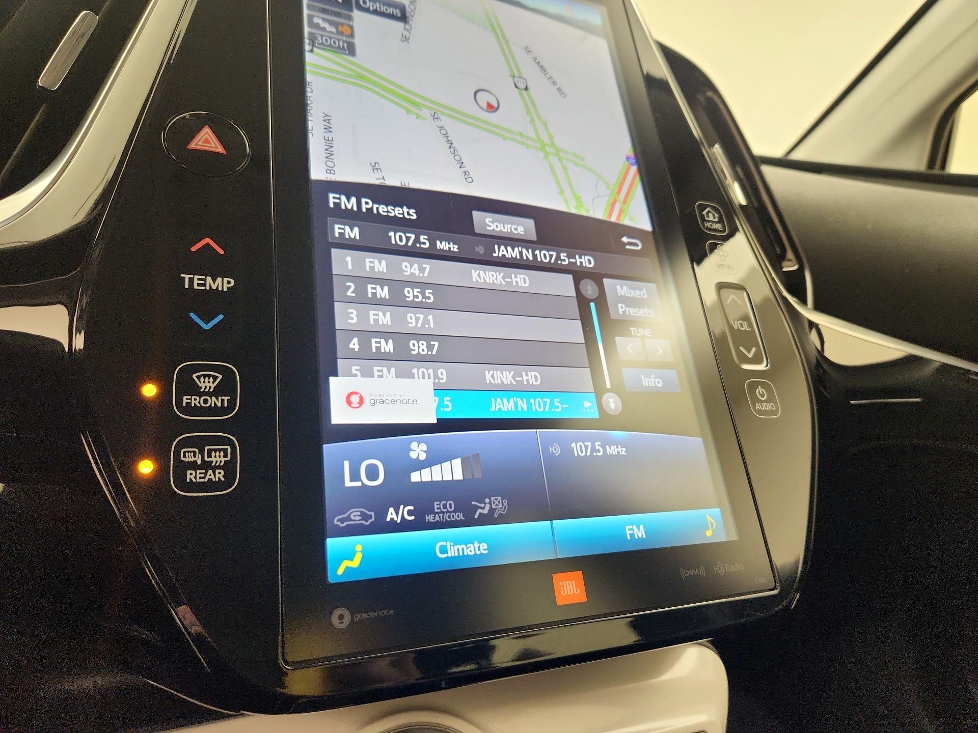 Thumbnail: 2018 Toyota Prius Prime - 16