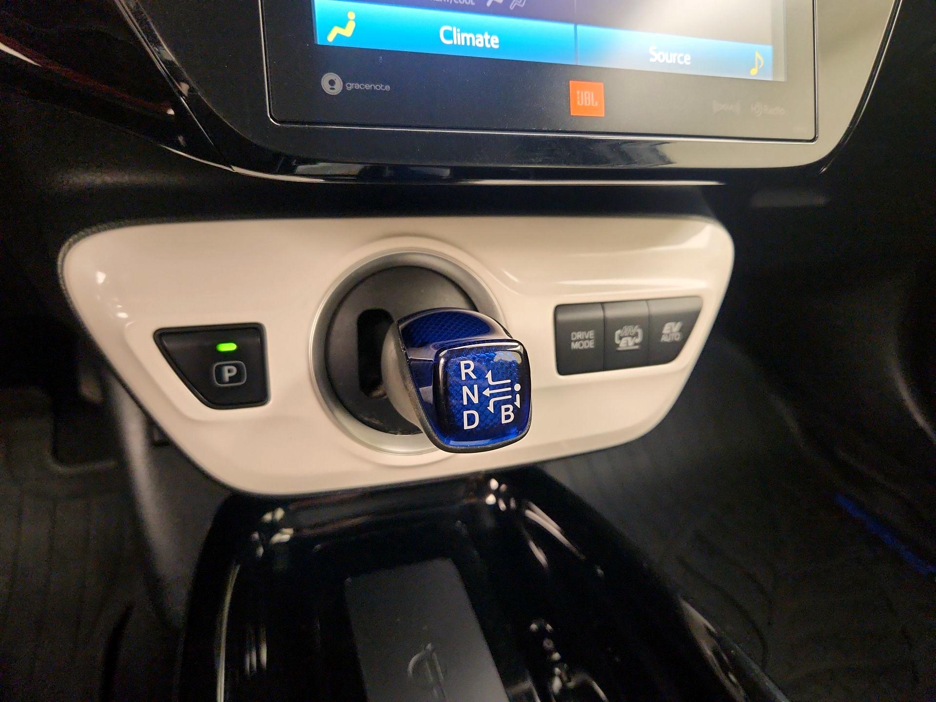 Thumbnail: 2018 Toyota Prius Prime - 18