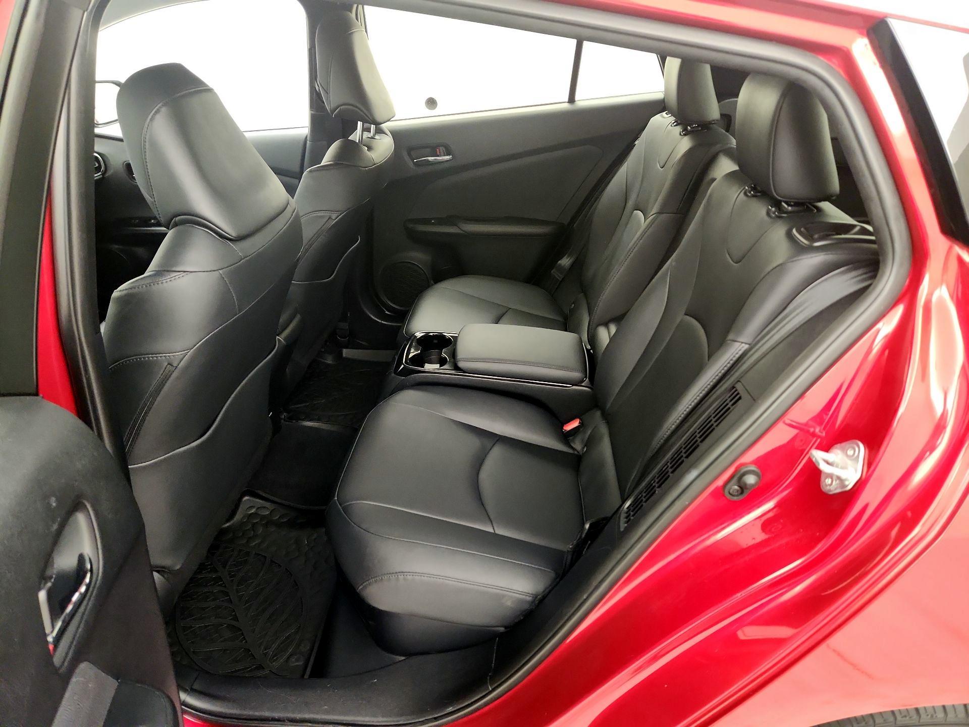 Thumbnail: 2018 Toyota Prius Prime - 20