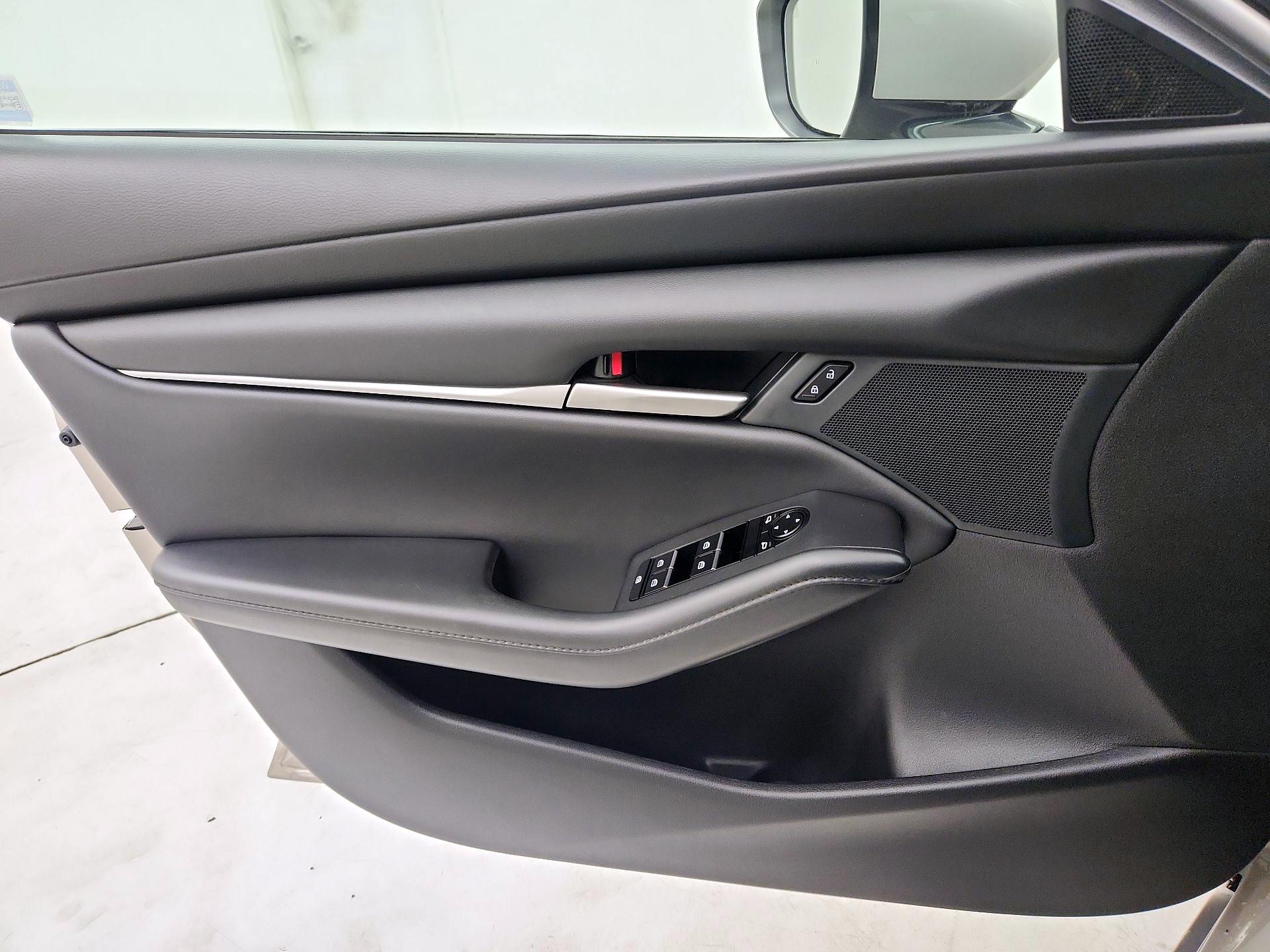 Thumbnail: 2023 Mazda Mazda3 - 12