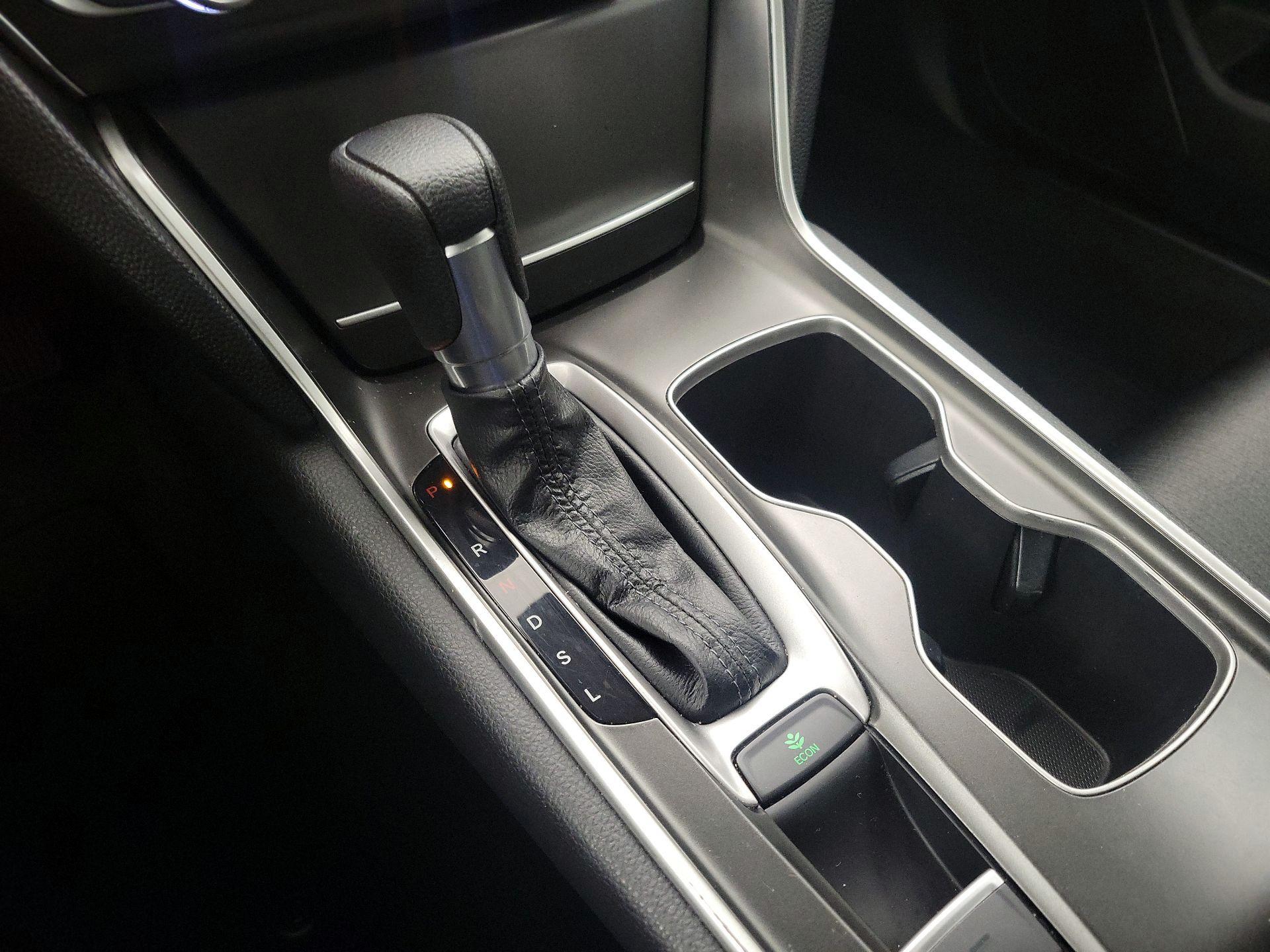 Thumbnail: 2020 Honda Accord - 17