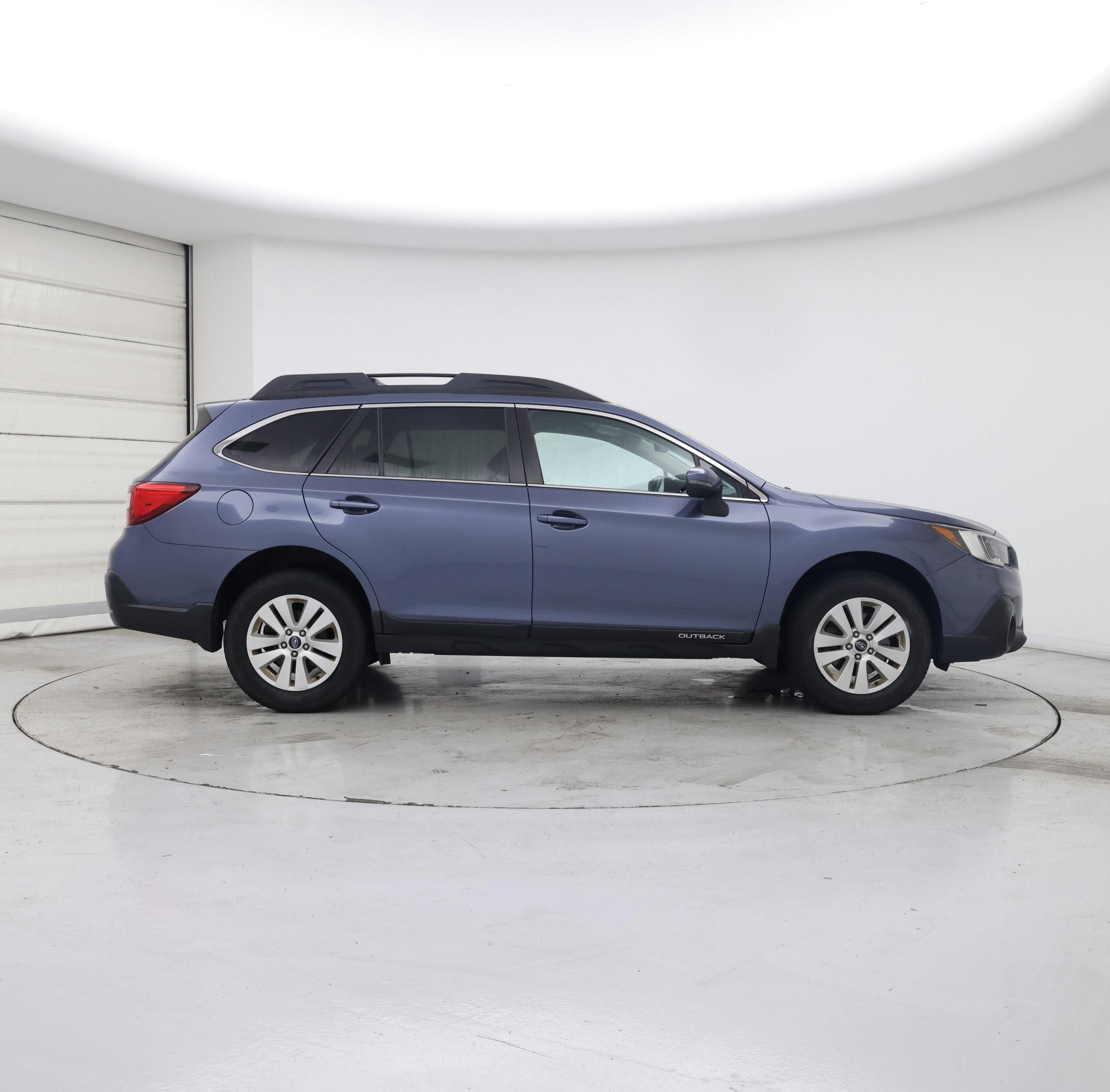 Thumbnail: 2018 Subaru Outback - 7