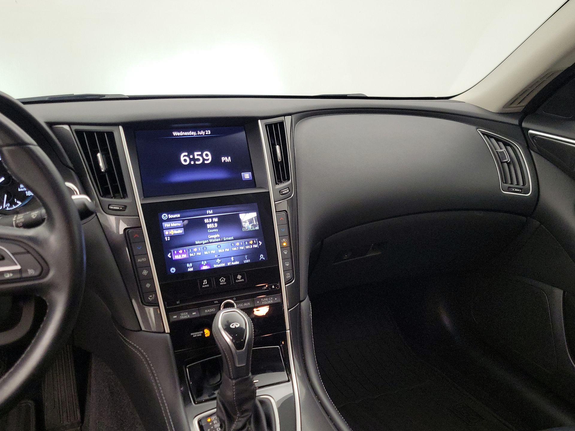 Thumbnail: 2021 INFINITI Q50 - 9