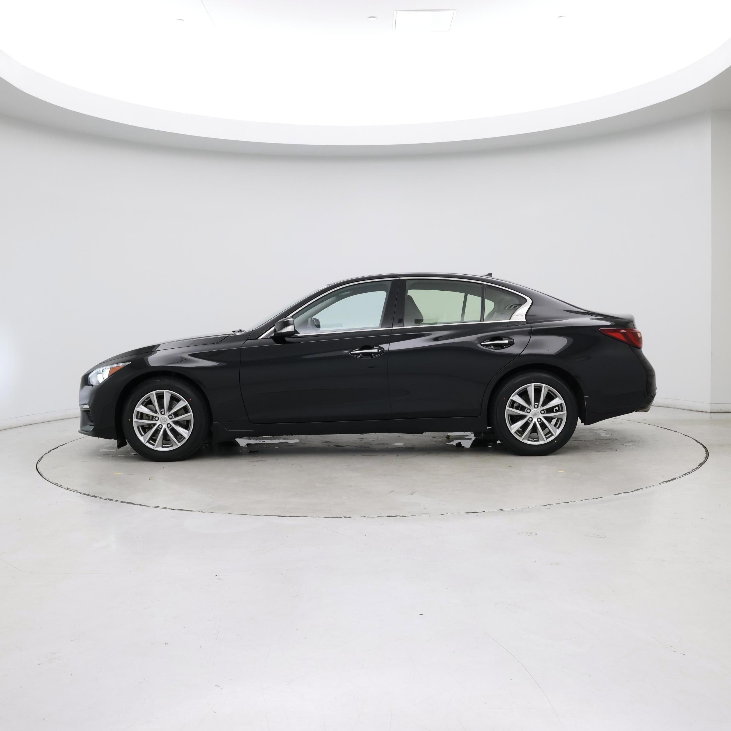 Thumbnail: 2021 INFINITI Q50 - 3