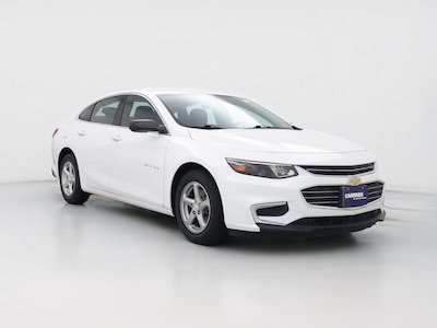 White 2018 Chevrolet Malibu LS