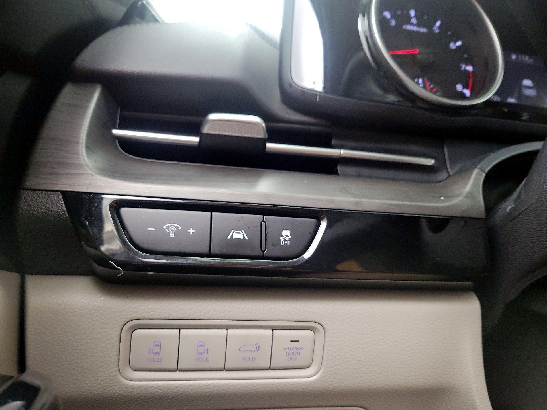 Thumbnail: 2024 Kia Carnival - 13