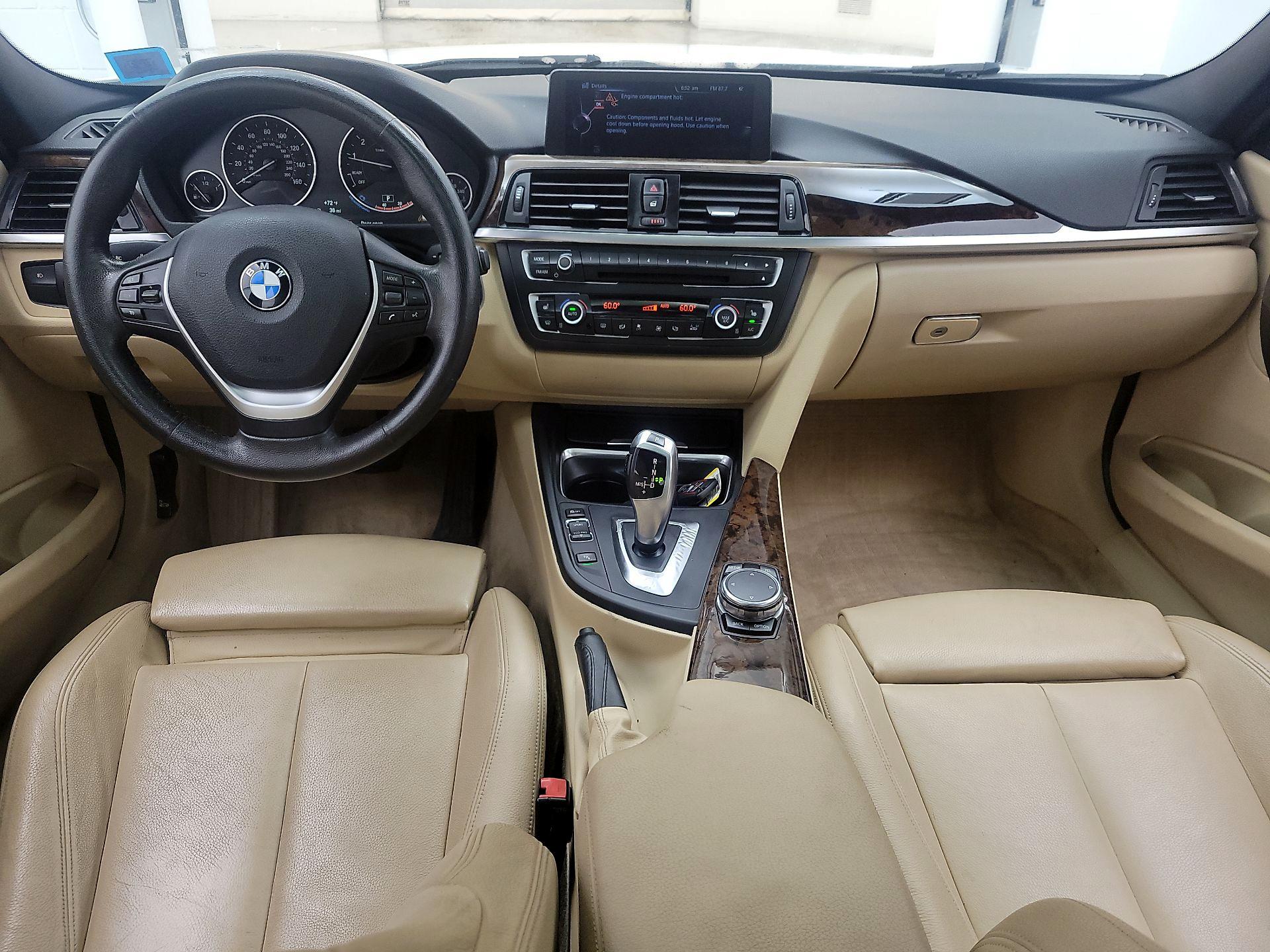 Thumbnail: 2015 BMW 3 Series - 9
