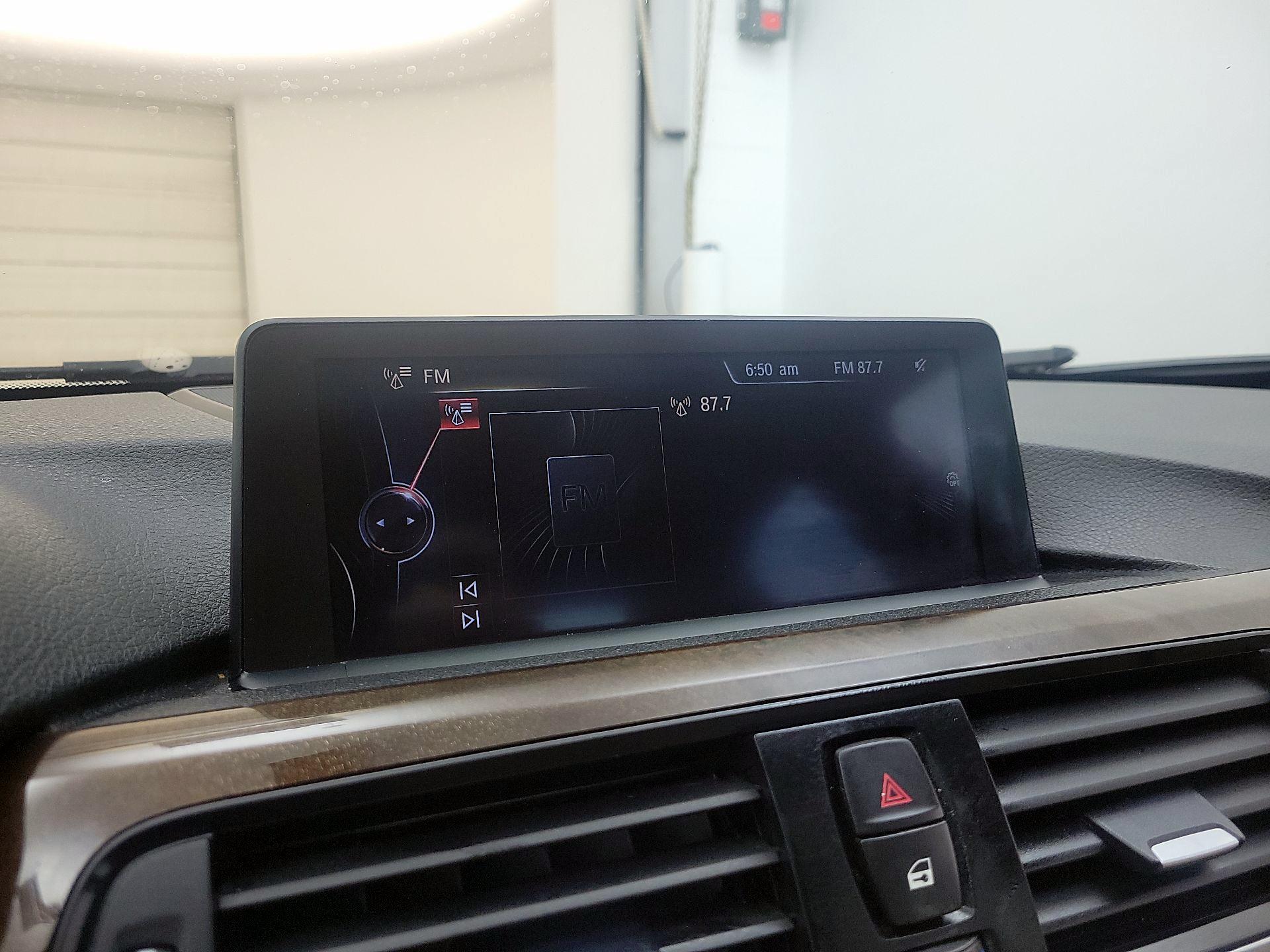 Thumbnail: 2015 BMW 3 Series - 15