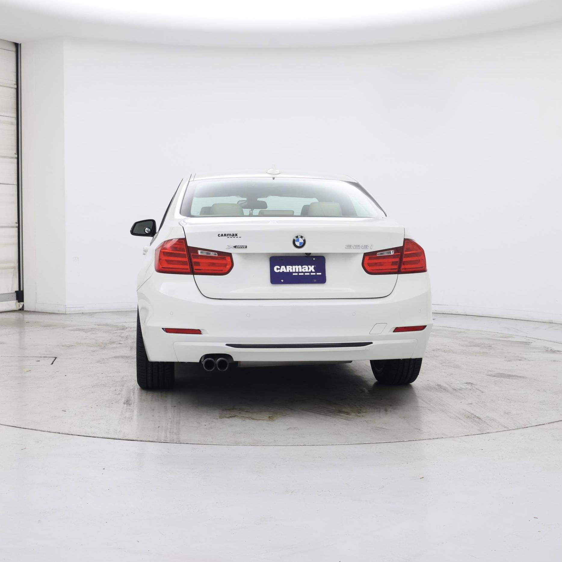 Thumbnail: 2015 BMW 3 Series - 6