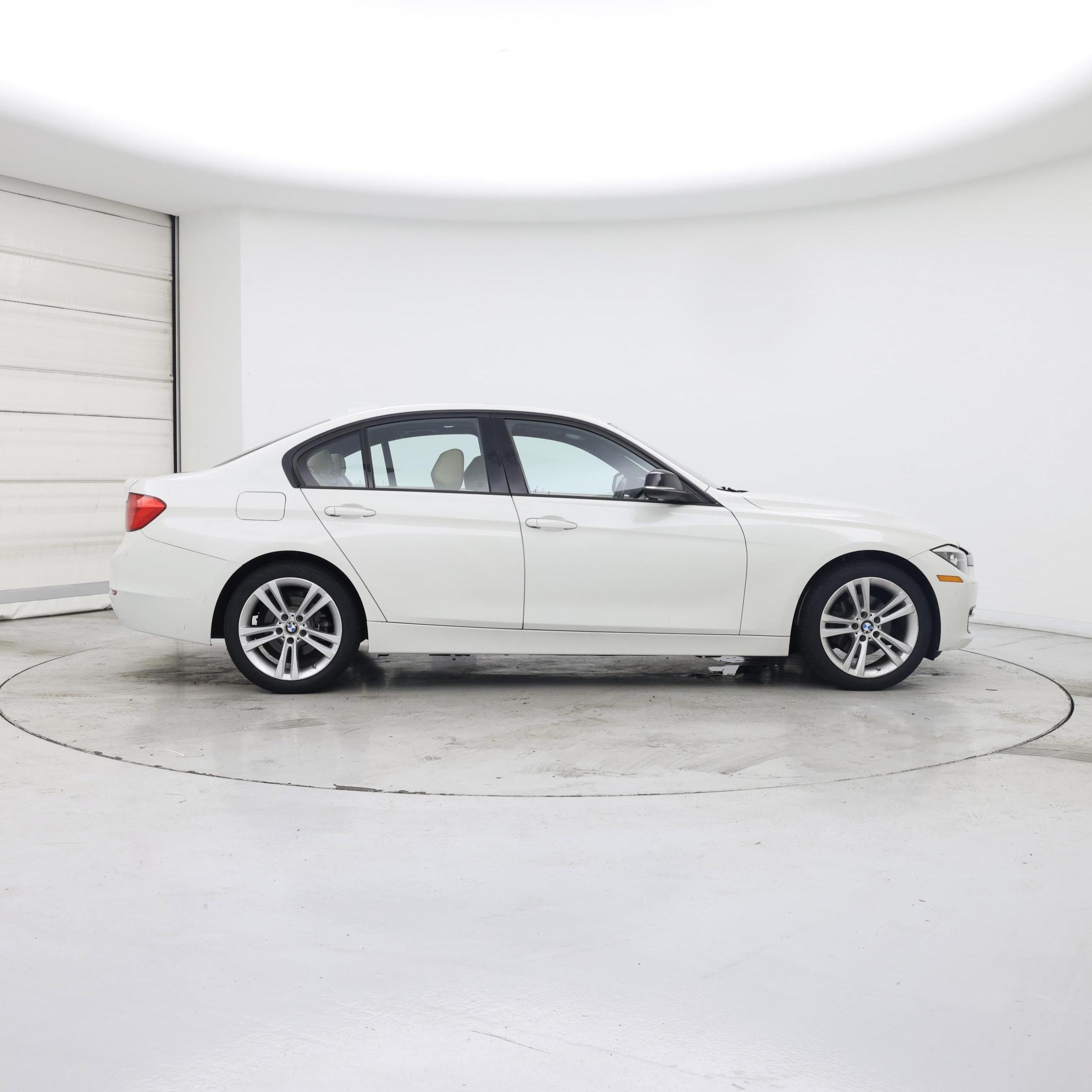 Thumbnail: 2015 BMW 3 Series - 7