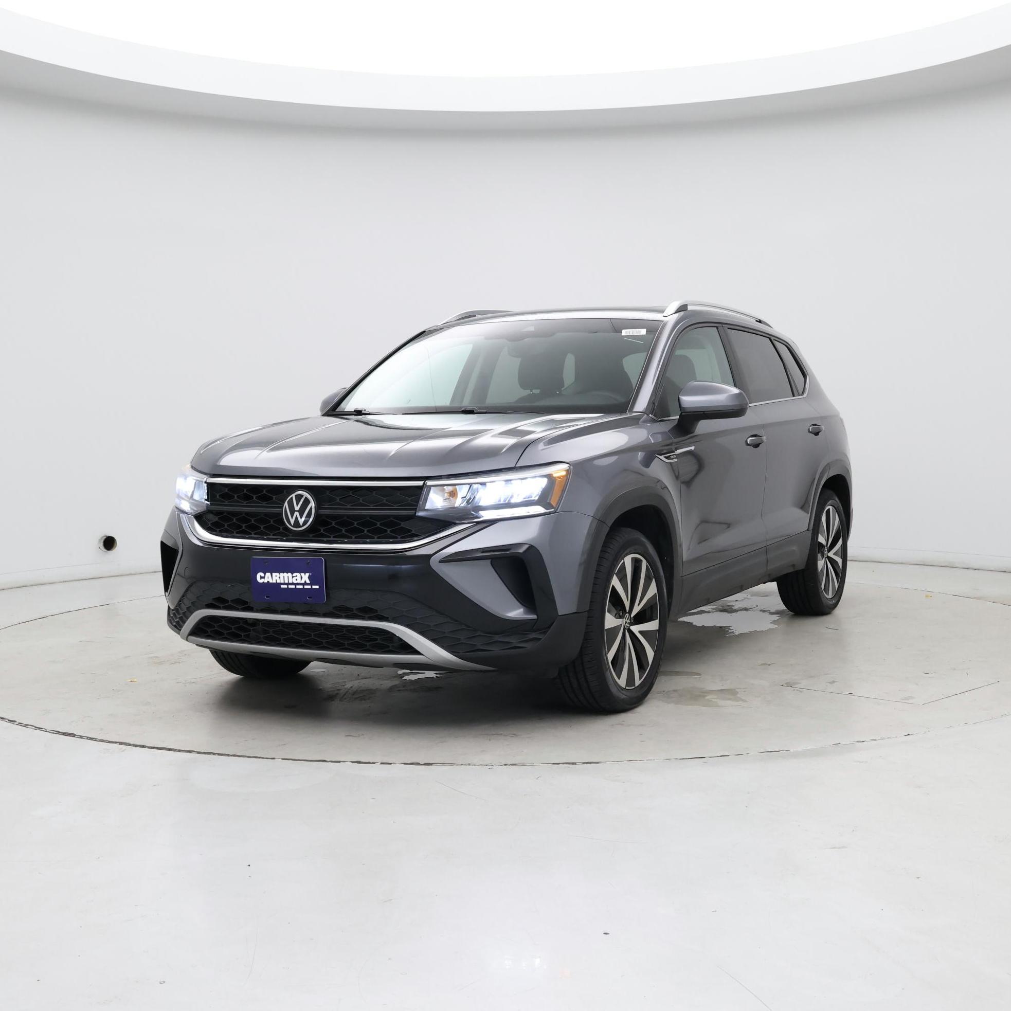 Thumbnail: 2022 Volkswagen Taos - 4