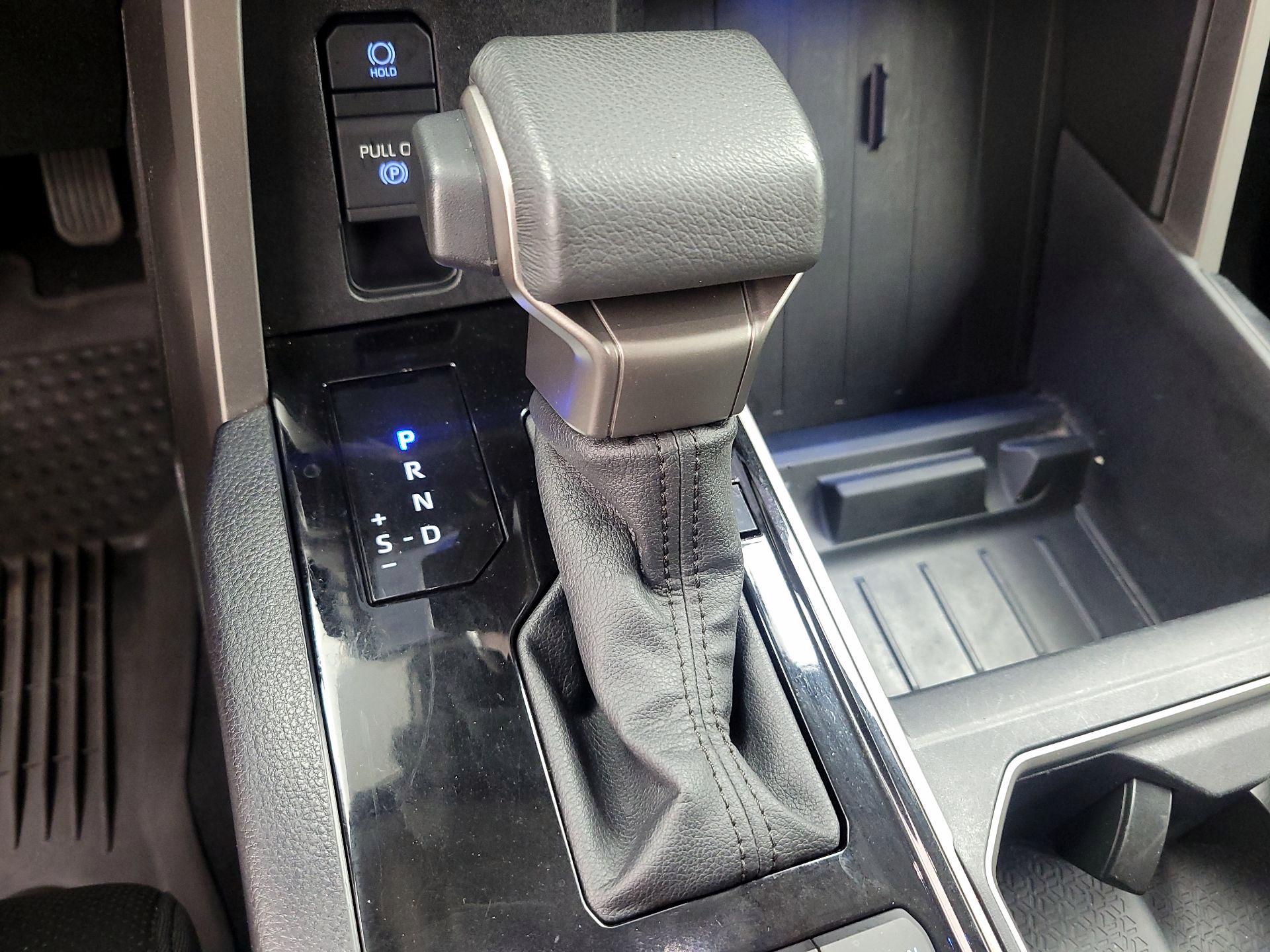 Thumbnail: 2023 Toyota Tundra - 17