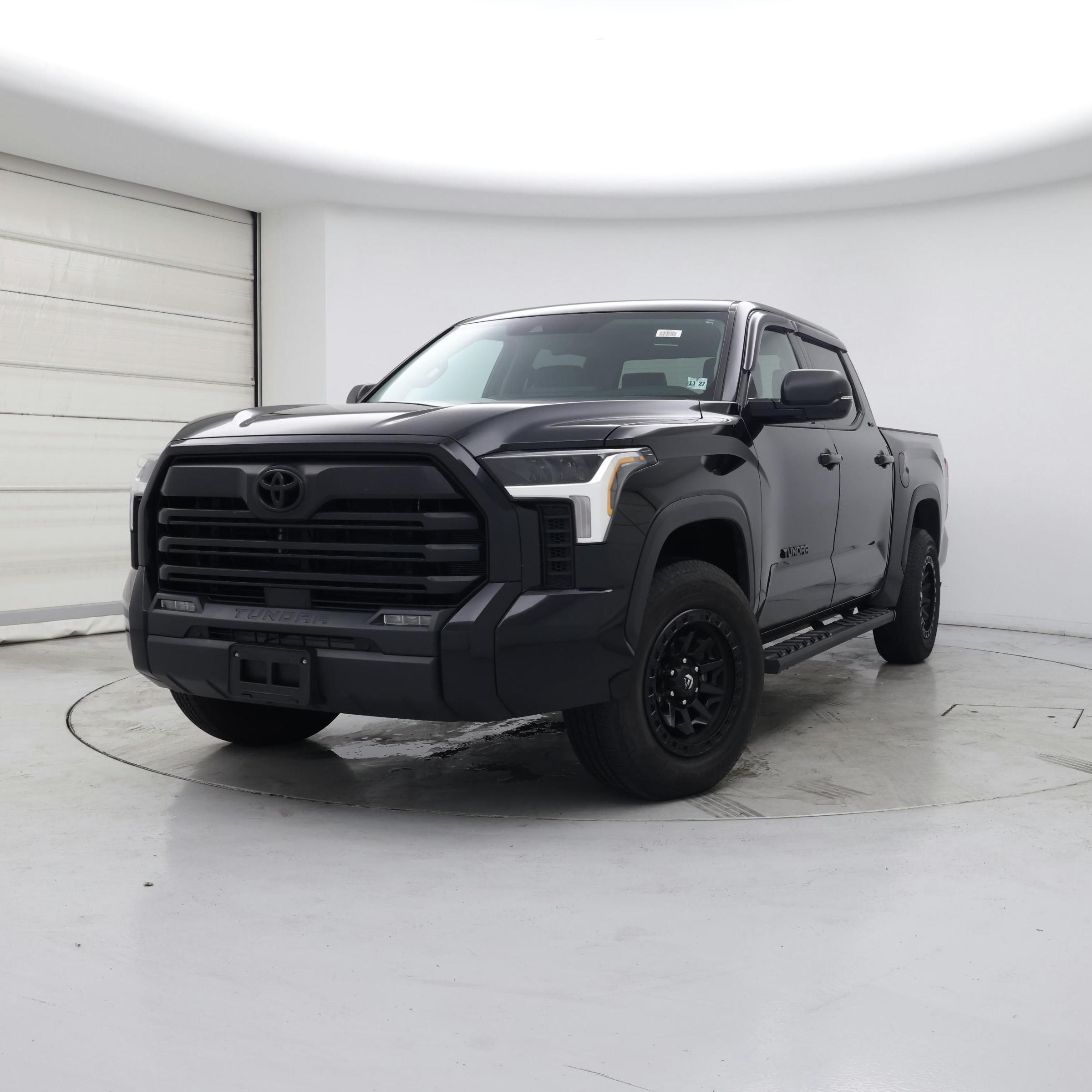 Thumbnail: 2023 Toyota Tundra - 4
