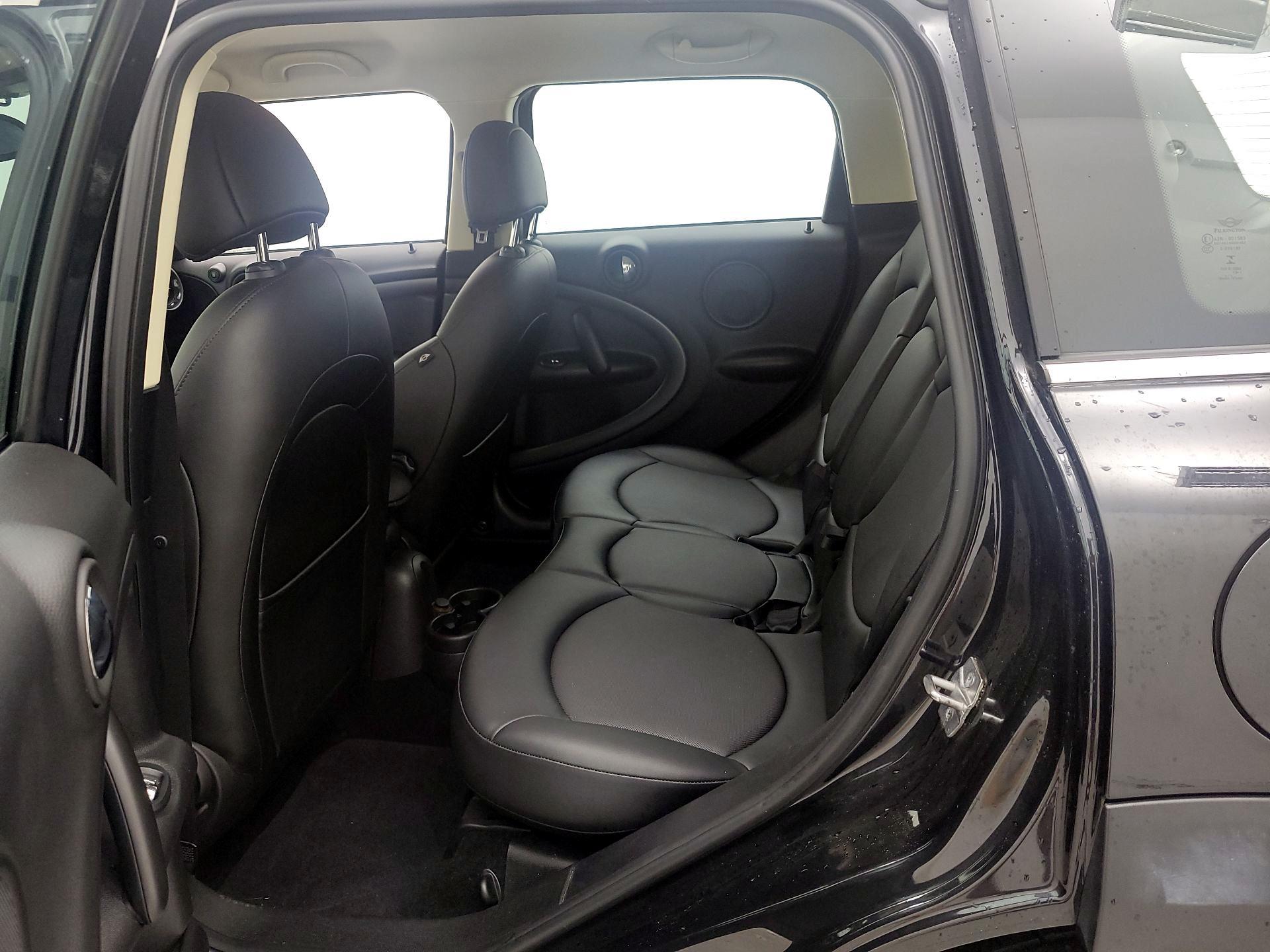 Thumbnail: 2016 MINI Cooper Countryman - 17