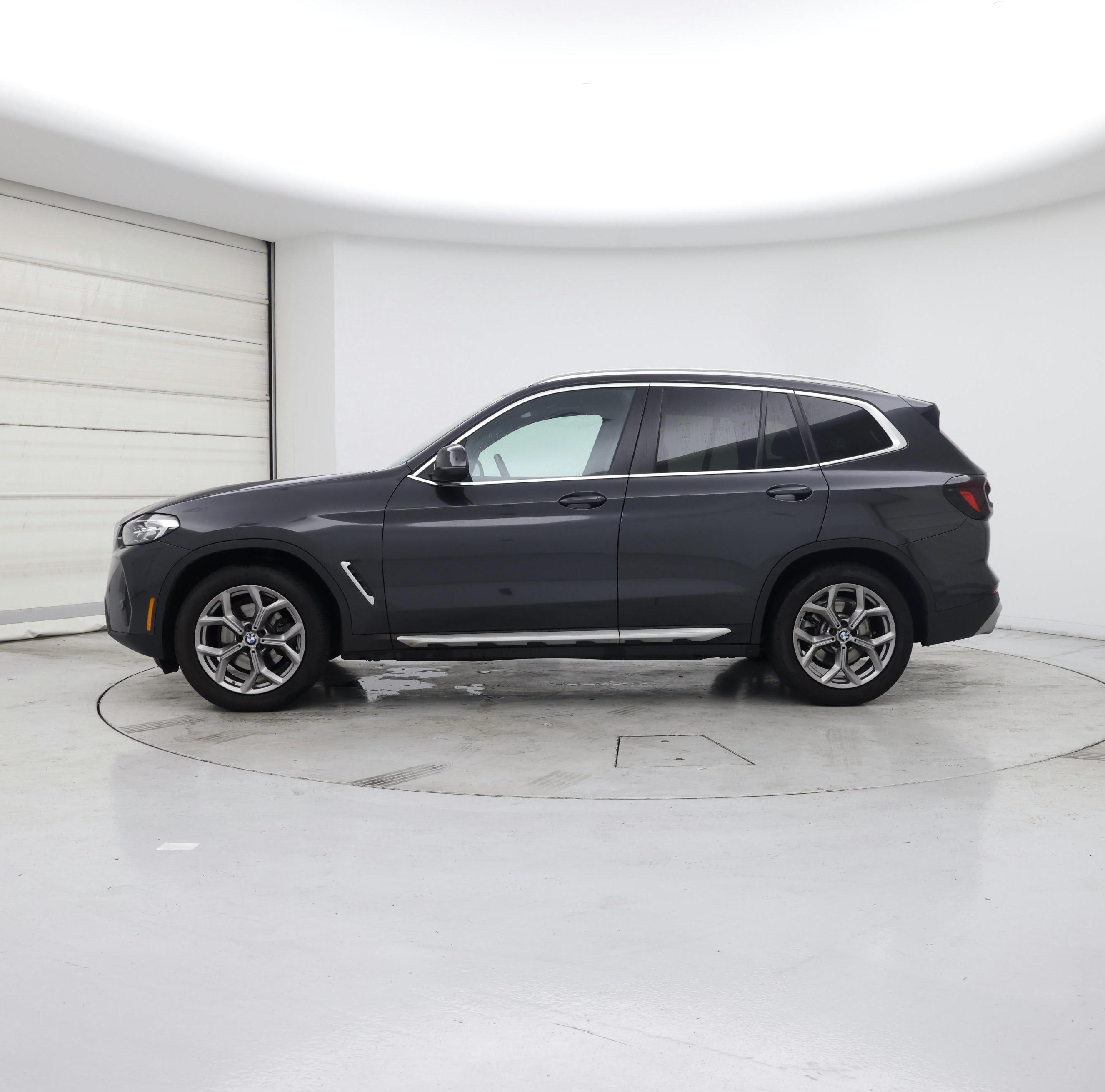 Thumbnail: 2022 BMW X3 - 3