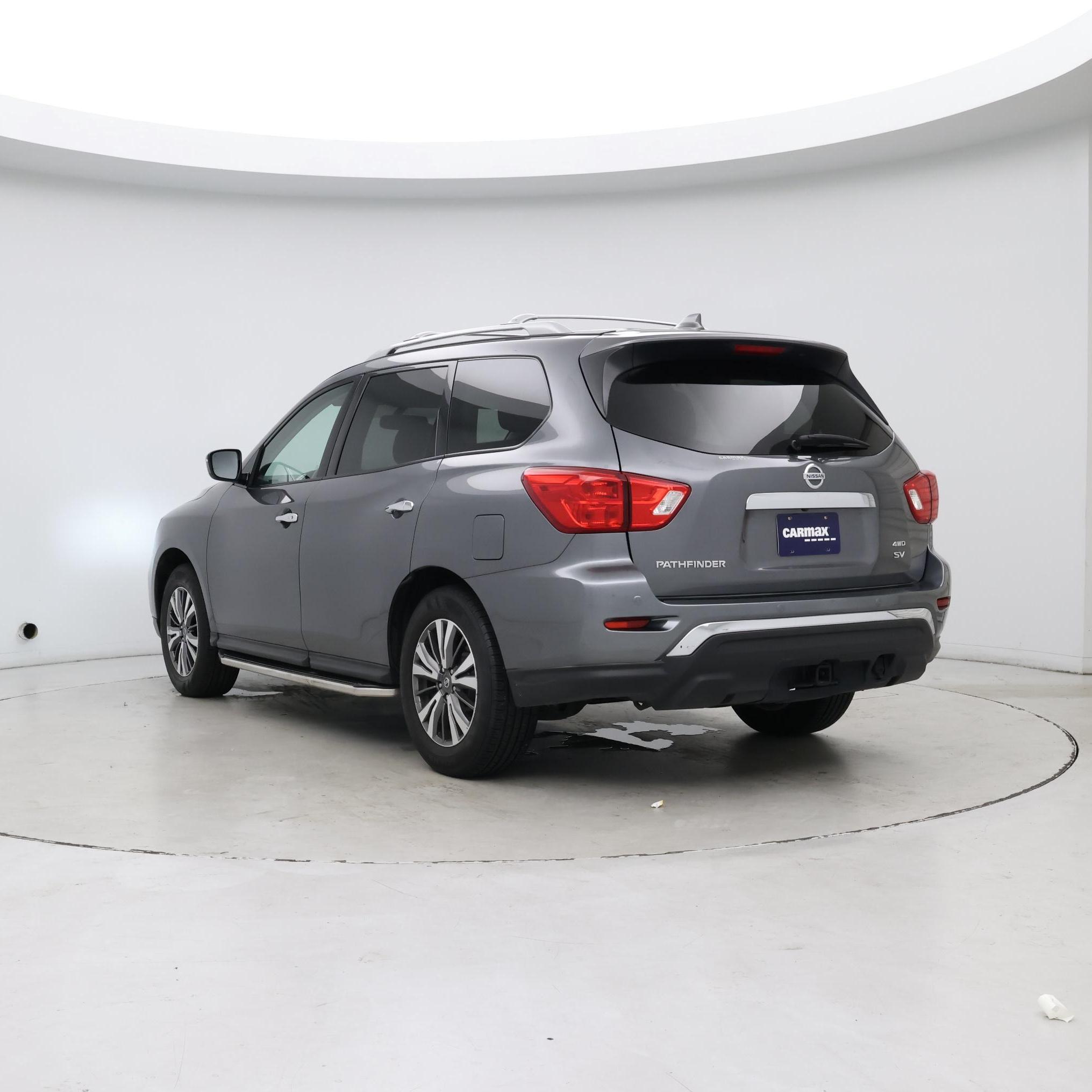 Thumbnail: 2019 Nissan Pathfinder - 2
