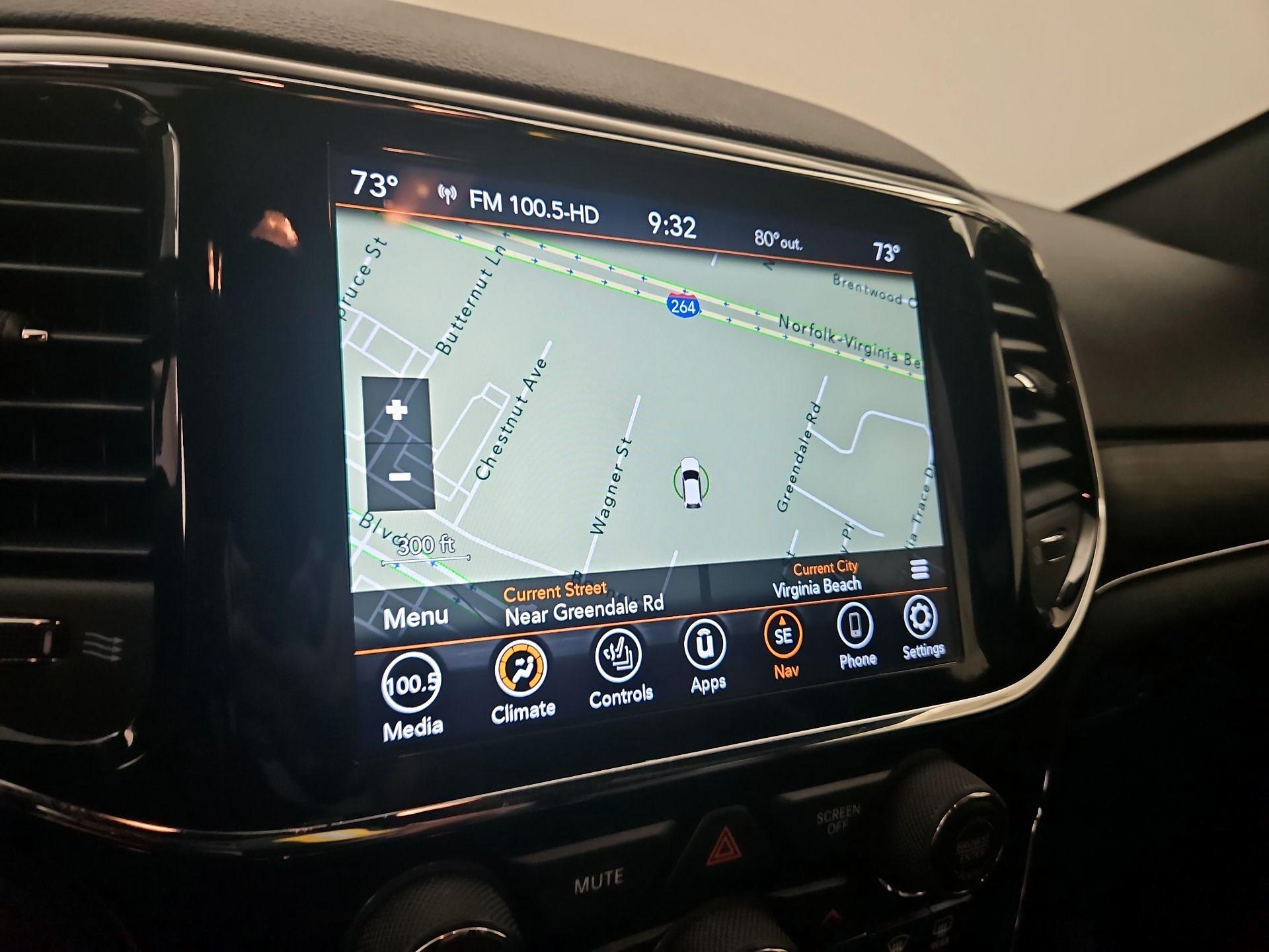 Thumbnail: 2021 Jeep Grand Cherokee - 14