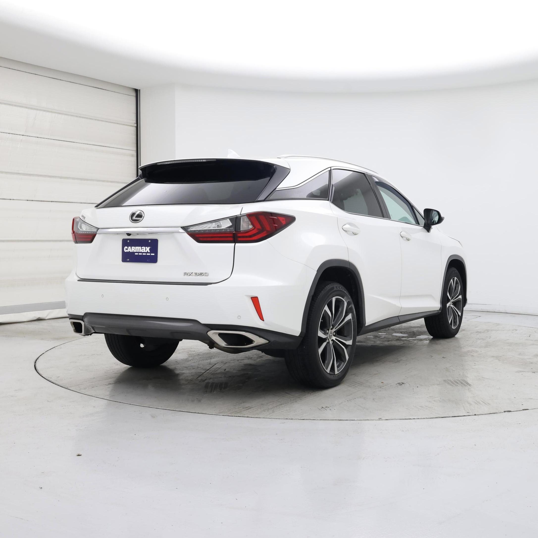 Thumbnail: 2016 Lexus RX - 8
