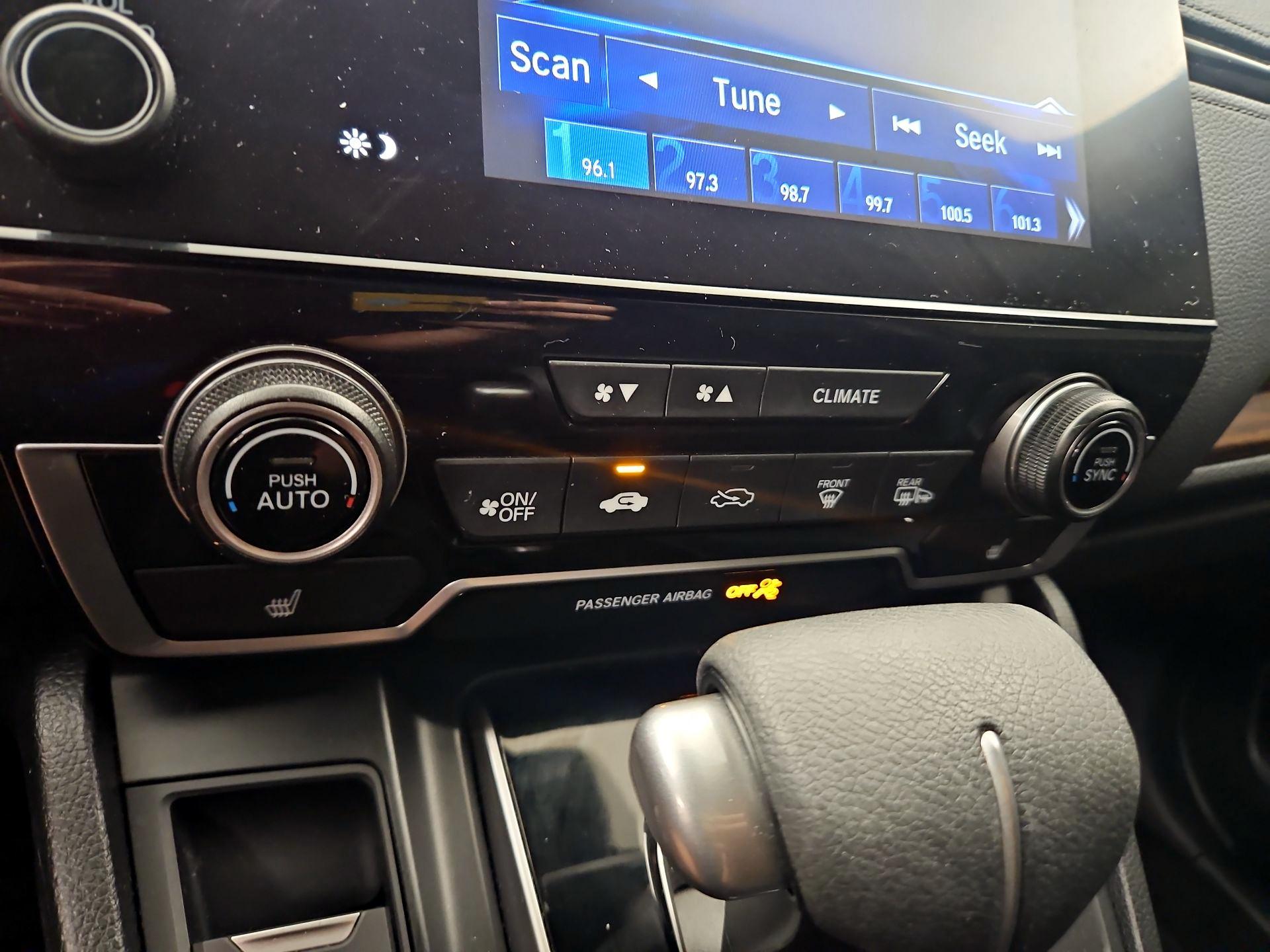 Thumbnail: 2019 Honda CR-V - 16
