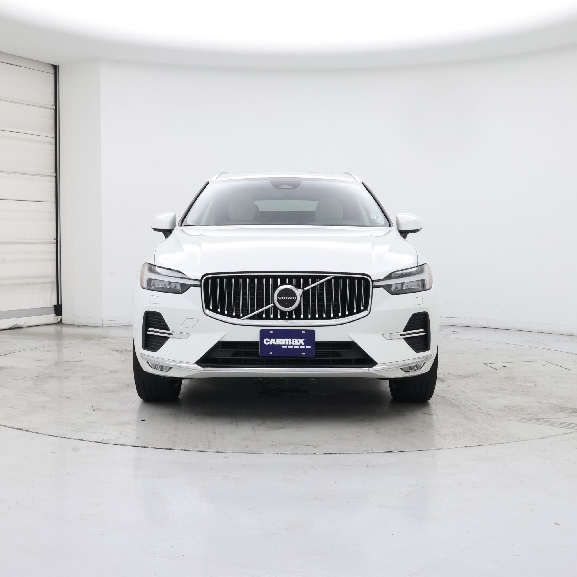 Thumbnail: 2022 Volvo XC60 - 5