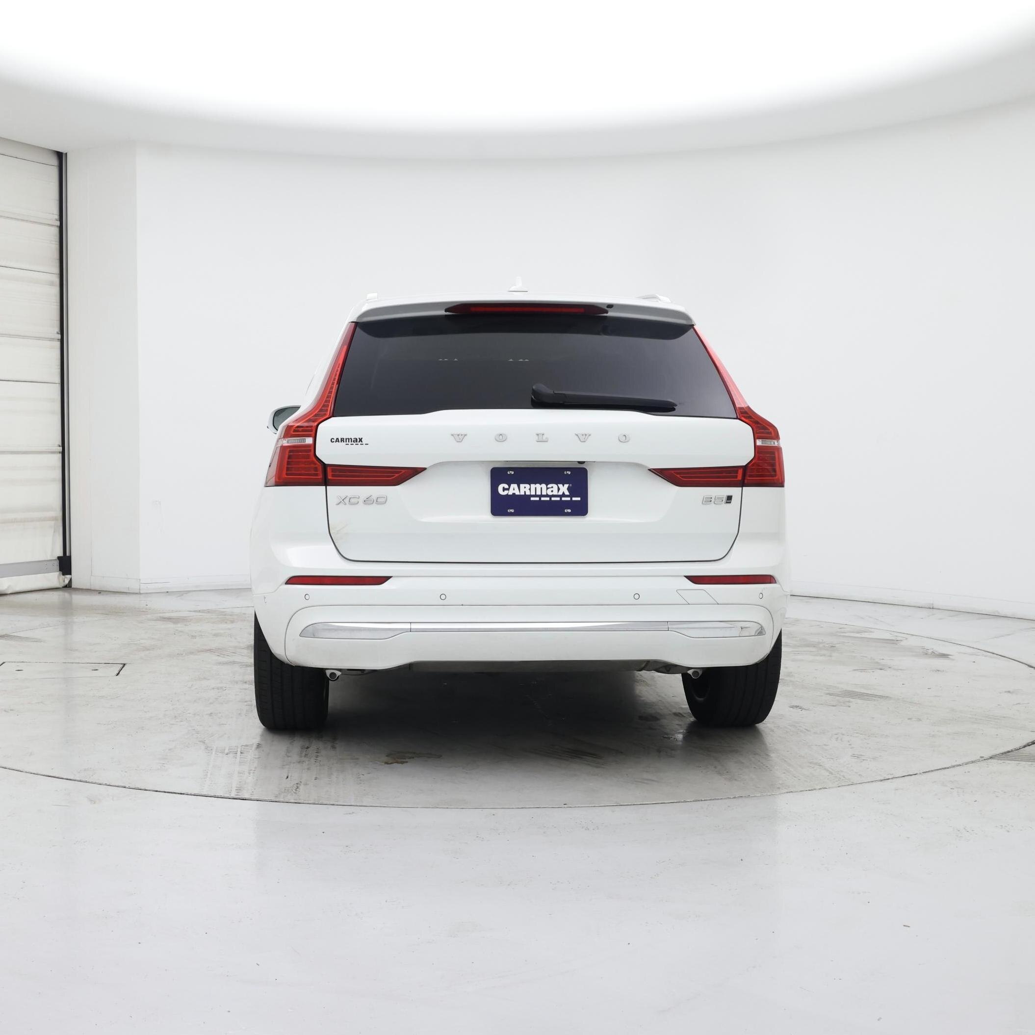 Thumbnail: 2022 Volvo XC60 - 6