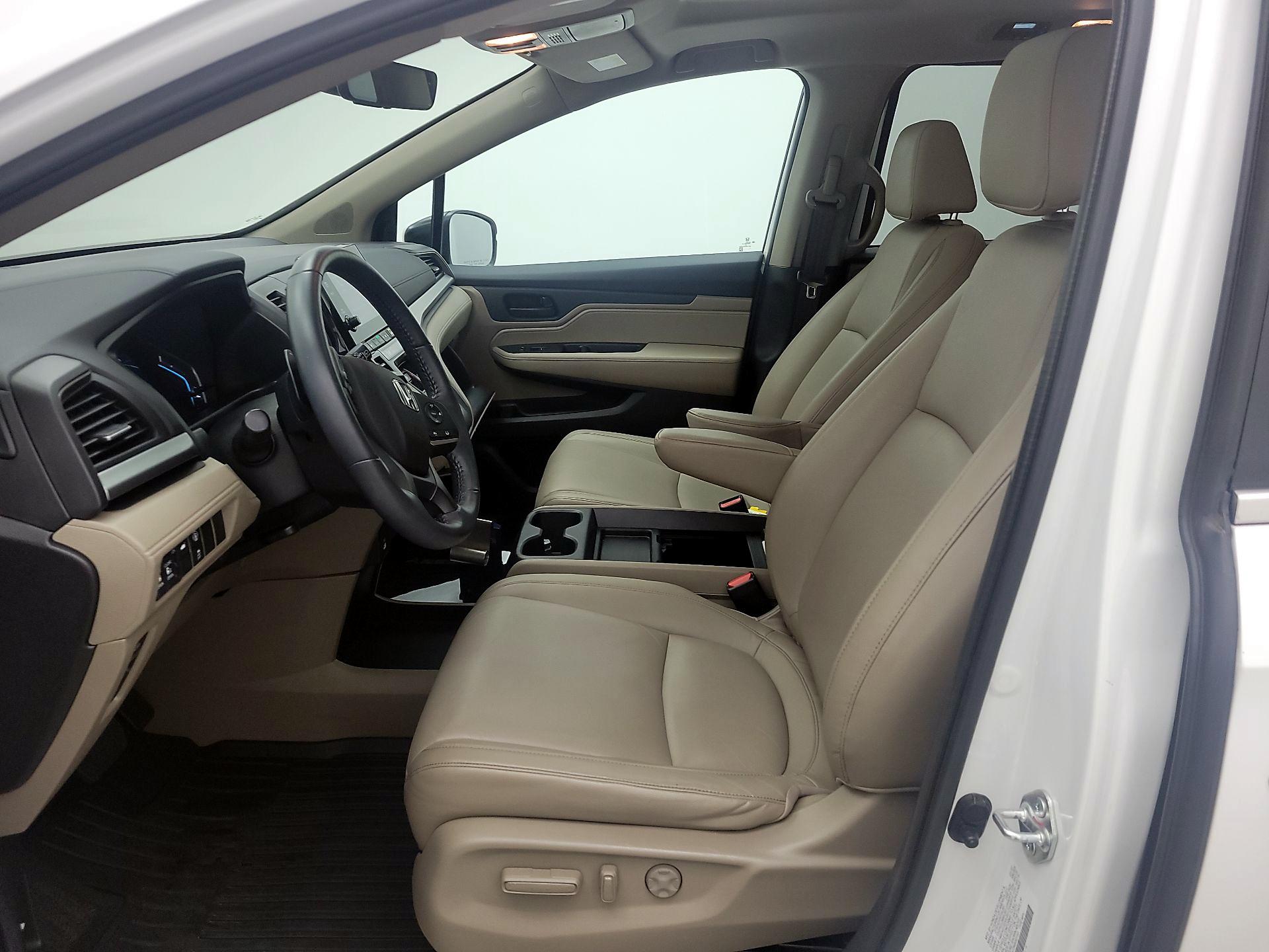 Thumbnail: 2022 Honda Odyssey - 11