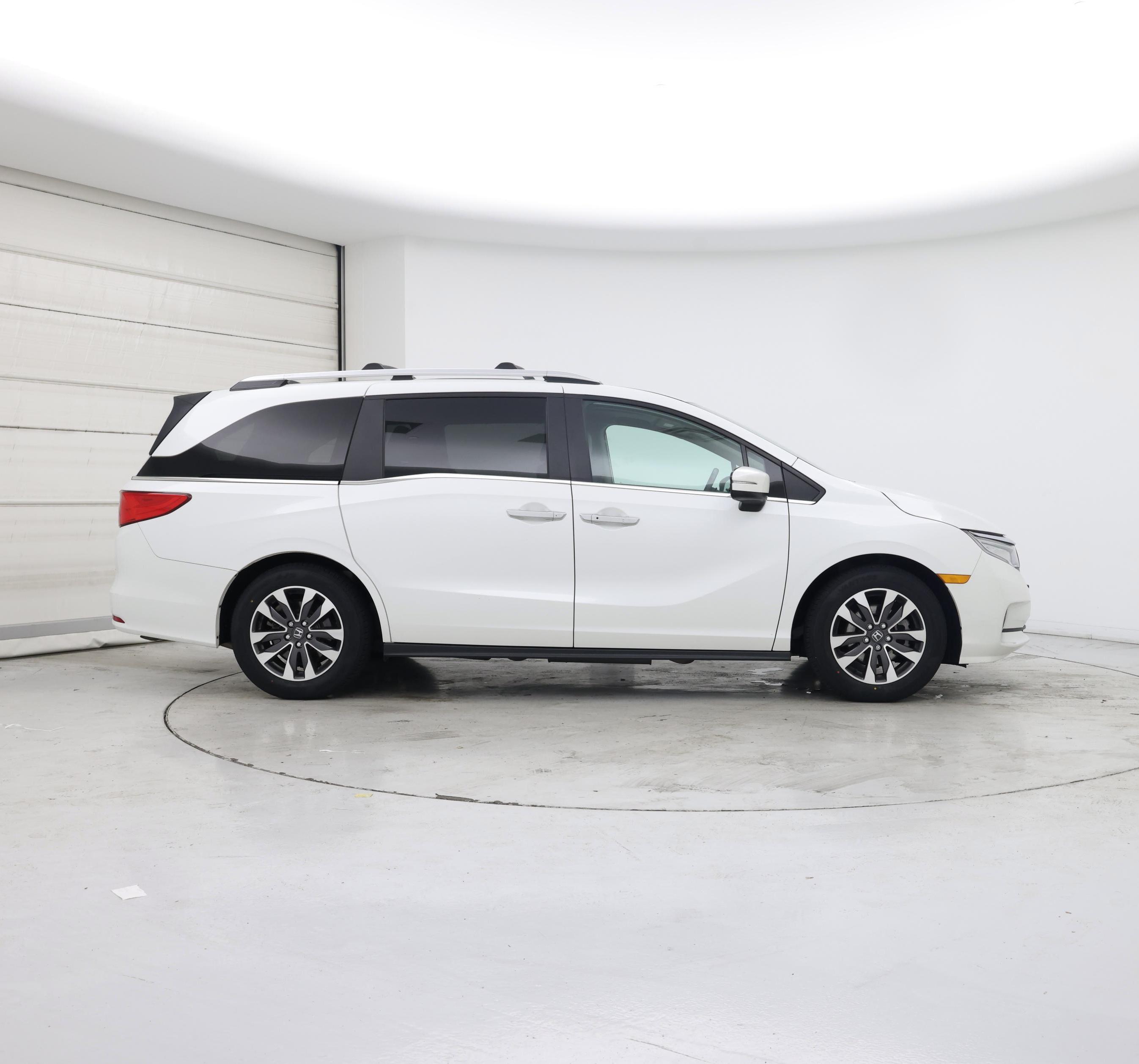 Thumbnail: 2022 Honda Odyssey - 7