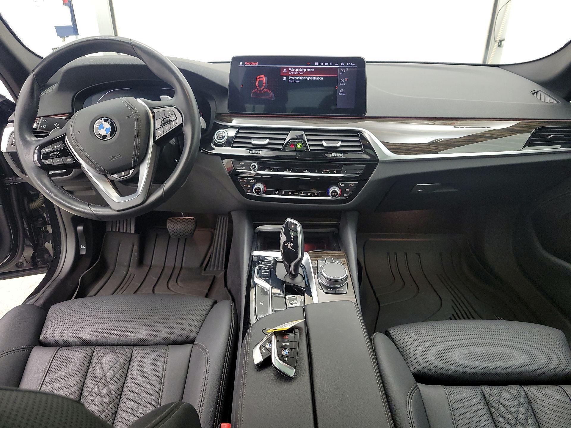 Thumbnail: 2021 BMW 5 Series - 9