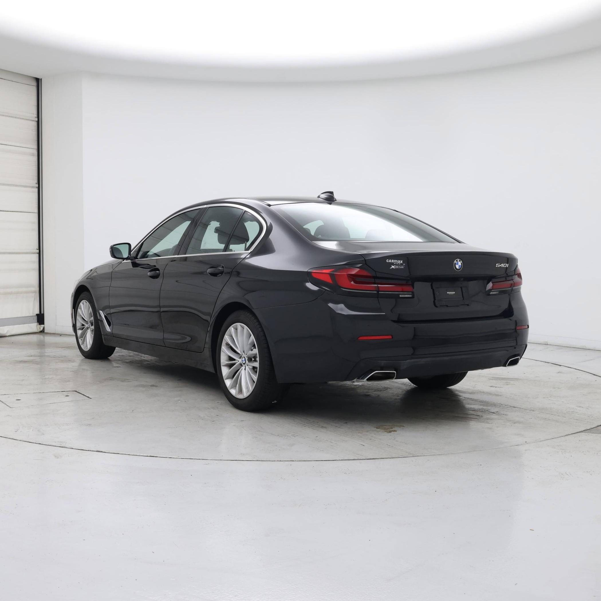 Thumbnail: 2021 BMW 5 Series - 2